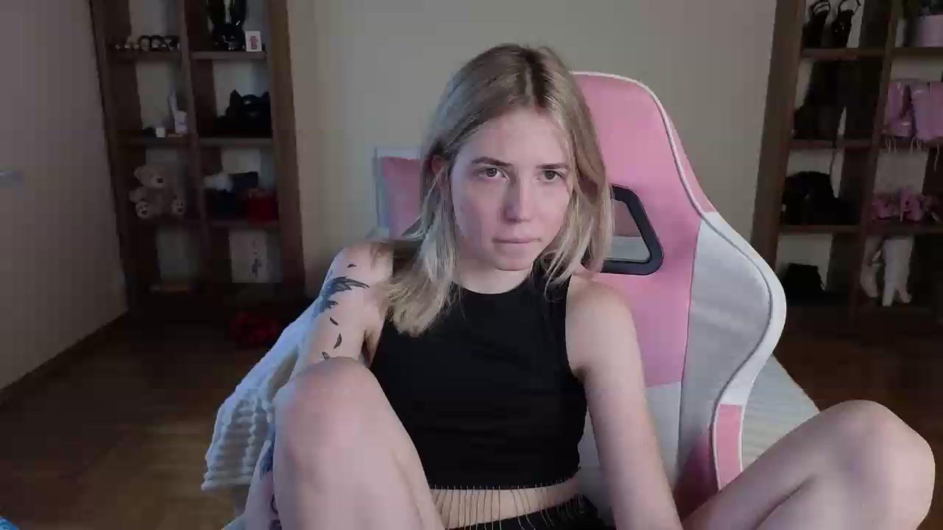 Gallery image thumbnail from Serphelia's myfreecams stream on, 07/29/2026, 12:28 image 15 of 20