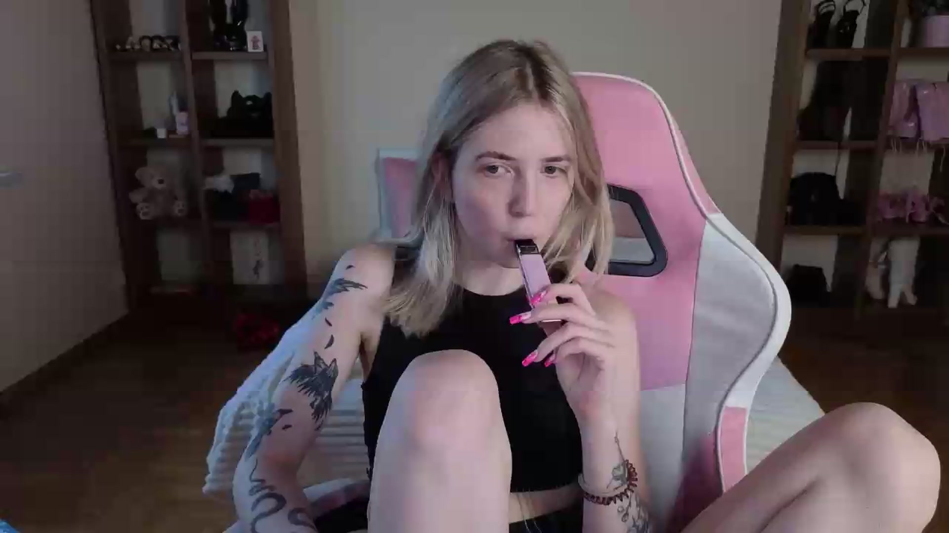 Gallery image thumbnail from Serphelia's myfreecams stream on, 07/29/2026, 12:28 image 17 of 20