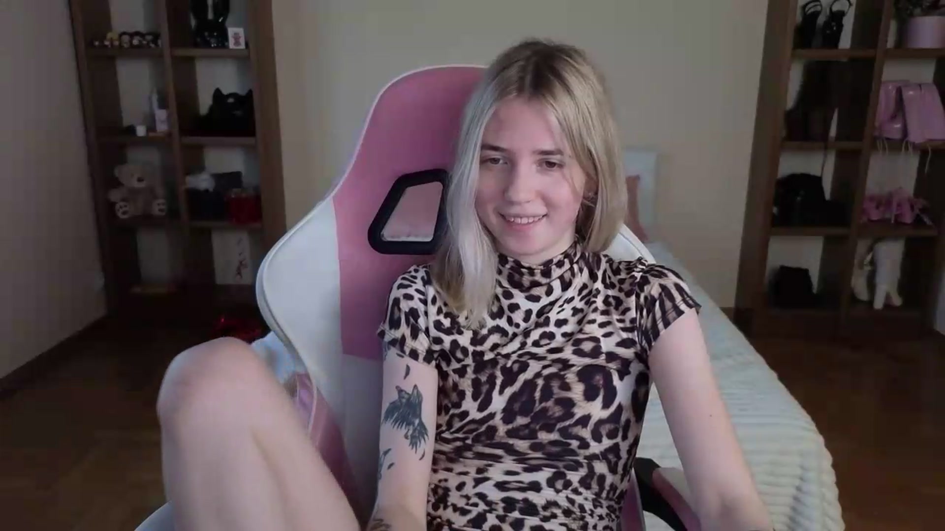 Gallery image thumbnail from Serphelia's myfreecams stream on, 07/31/2026, 12:30 image 4 of 20