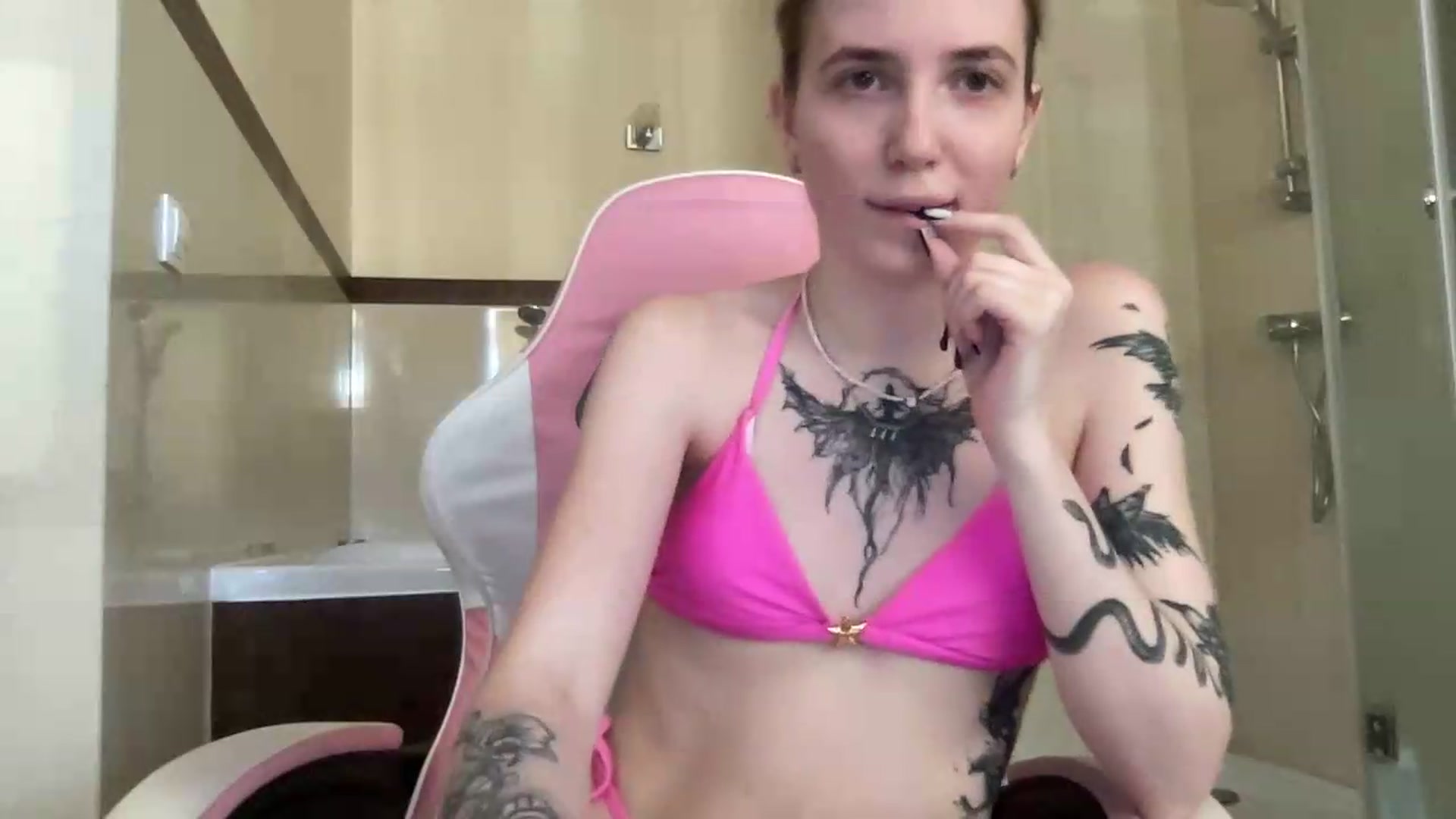 Gallery image thumbnail from Serphelia's myfreecams stream on, 07/31/2026, 14:13 image 12 of 20