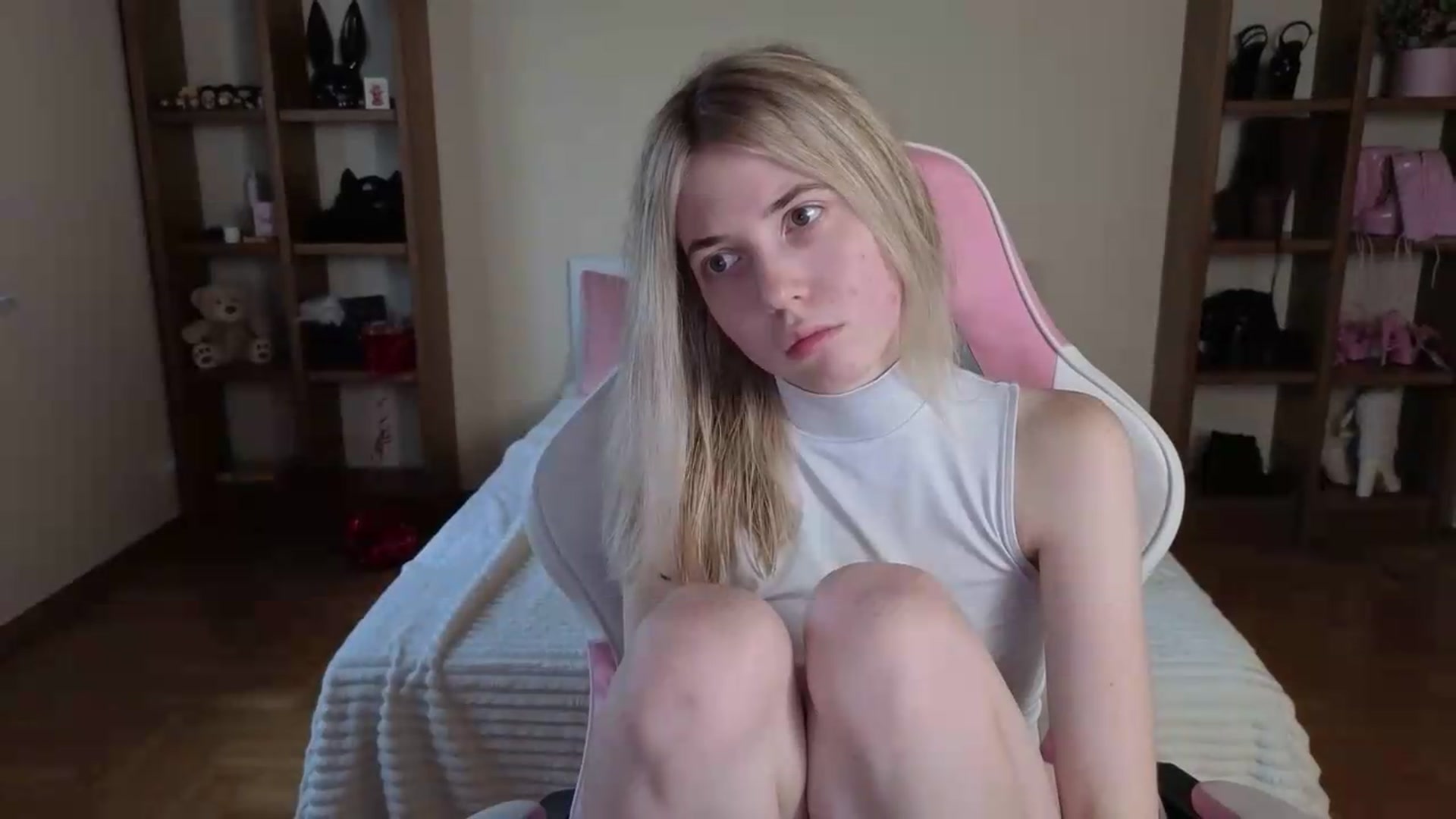 Gallery image thumbnail from Serphelia's myfreecams stream on, 08/01/2026, 10:59 image 14 of 20