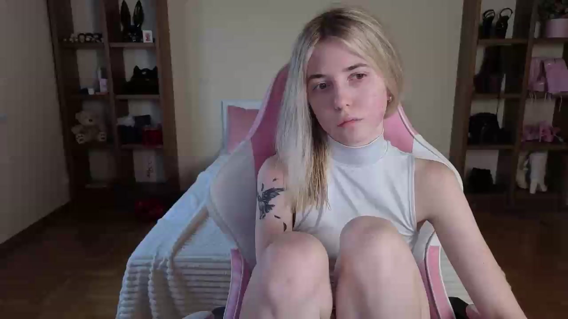 Gallery image thumbnail from Serphelia's myfreecams stream on, 08/01/2026, 10:59 image 1 of 20