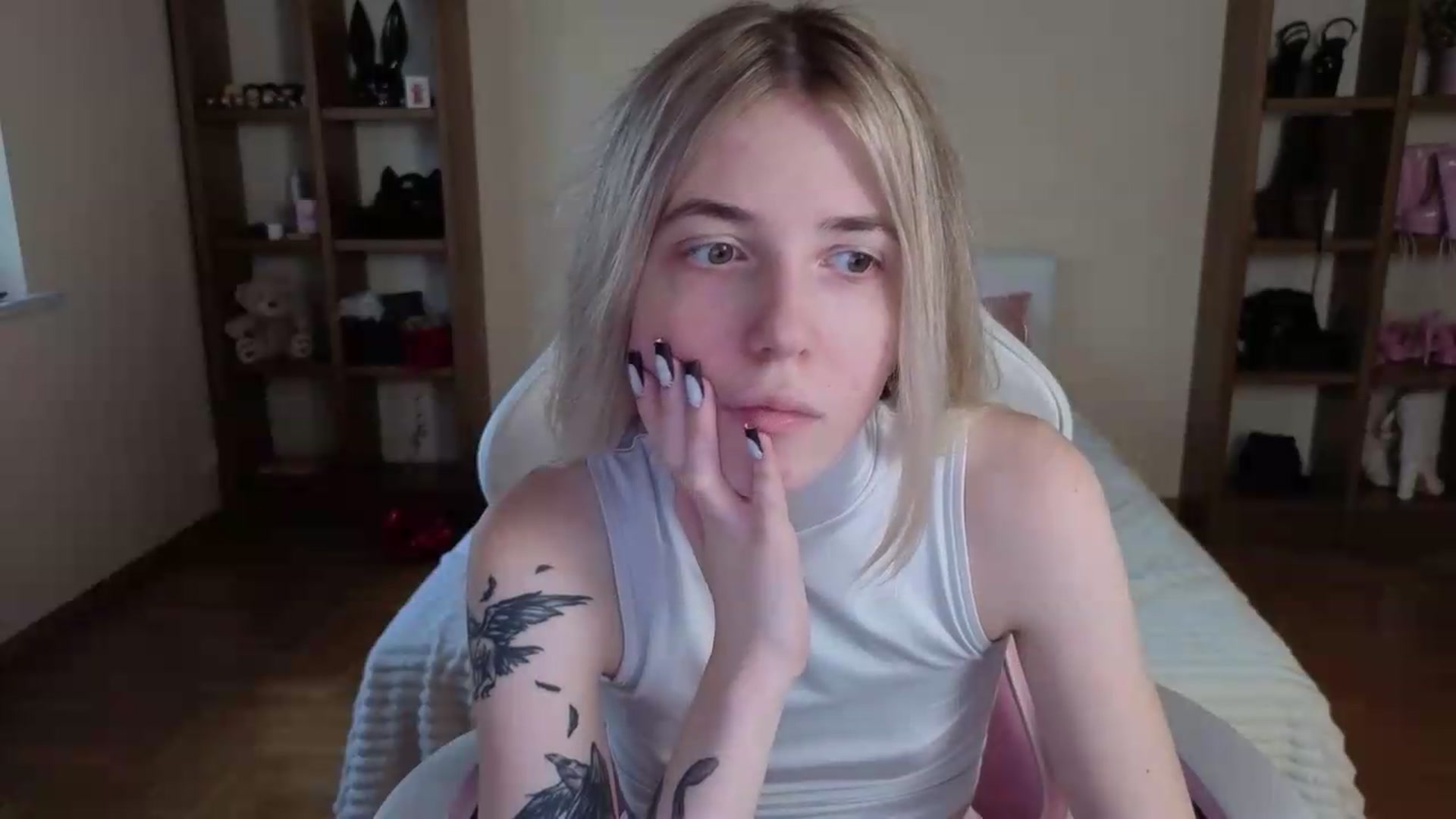 Gallery image thumbnail from Serphelia's myfreecams stream on, 08/01/2026, 11:36 image 5 of 20