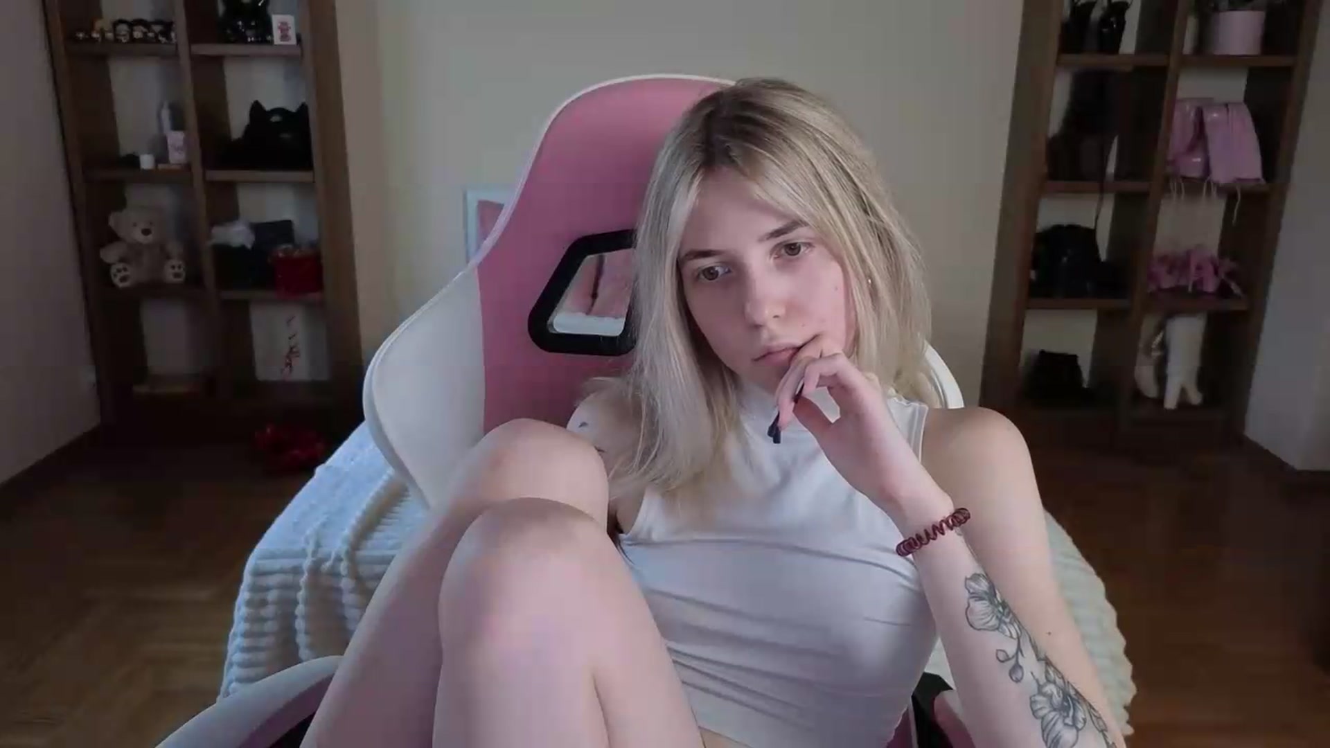 Gallery image thumbnail from Serphelia's myfreecams stream on, 08/01/2026, 12:36 image 3 of 20