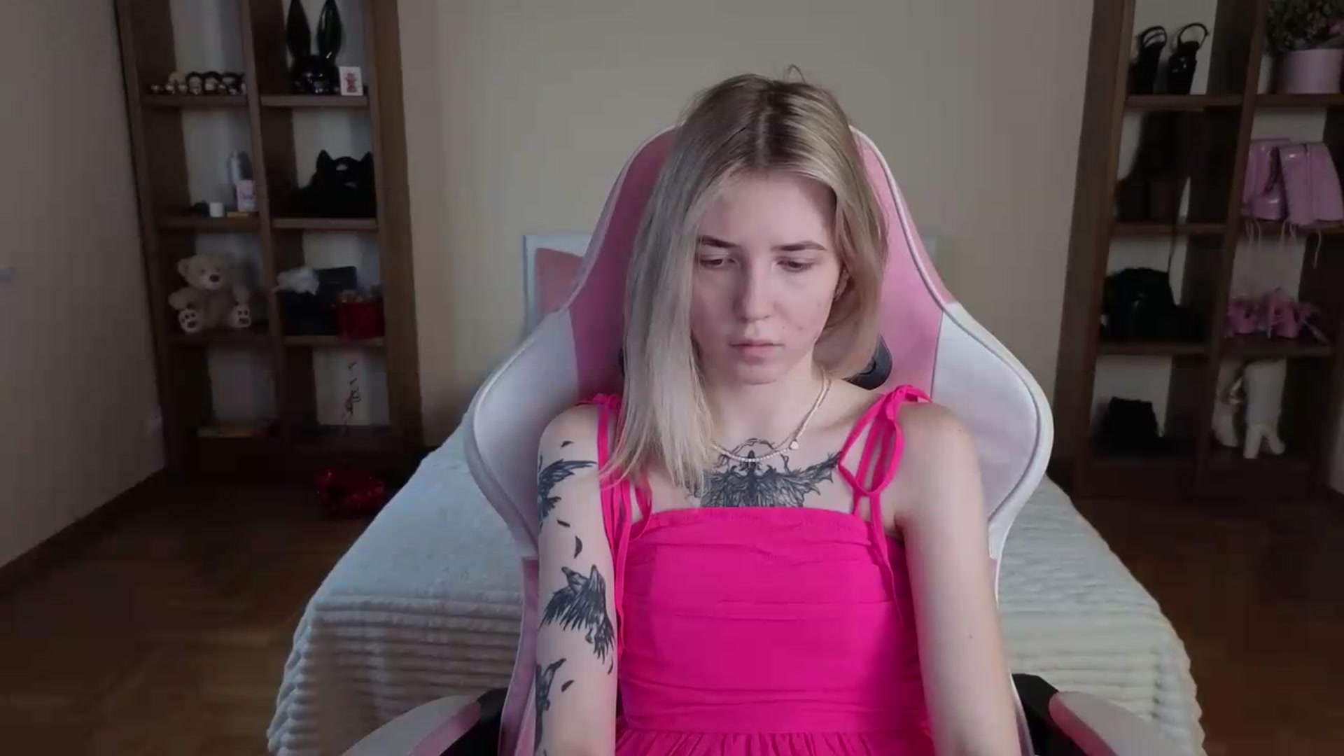 Gallery image thumbnail from Serphelia's myfreecams stream on, 08/02/2026, 09:59 image 4 of 20