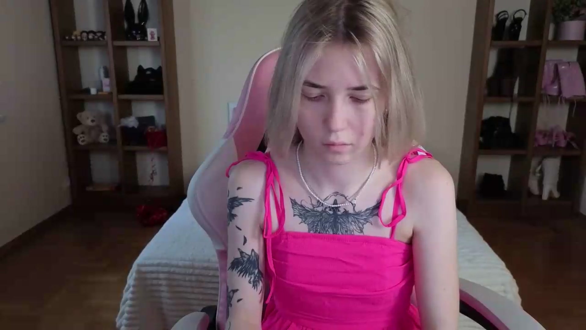 Gallery image thumbnail from Serphelia's myfreecams stream on, 08/02/2026, 09:59 image 8 of 20