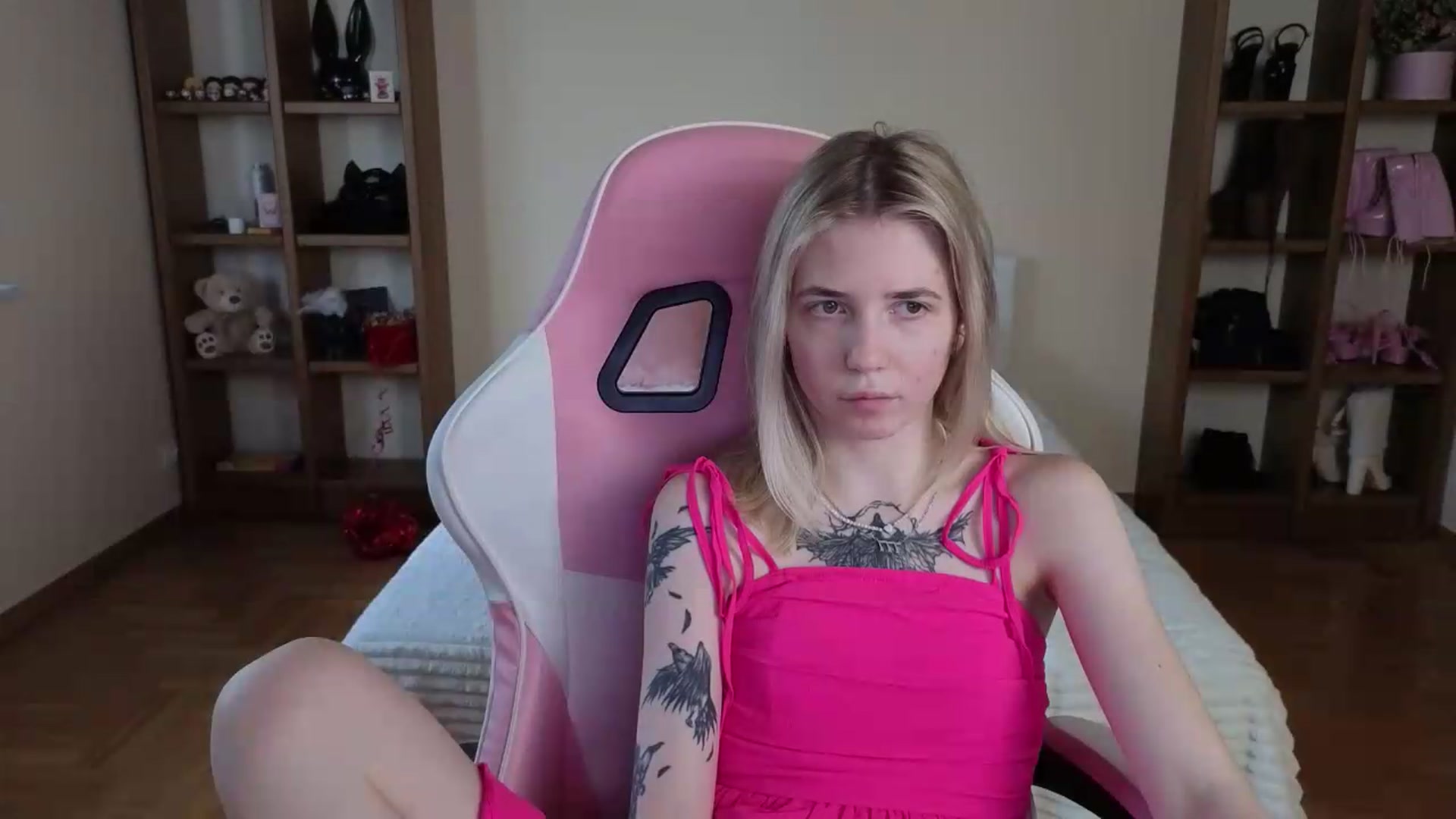 Gallery image thumbnail from Serphelia's myfreecams stream on, 08/02/2026, 10:22 image 3 of 20