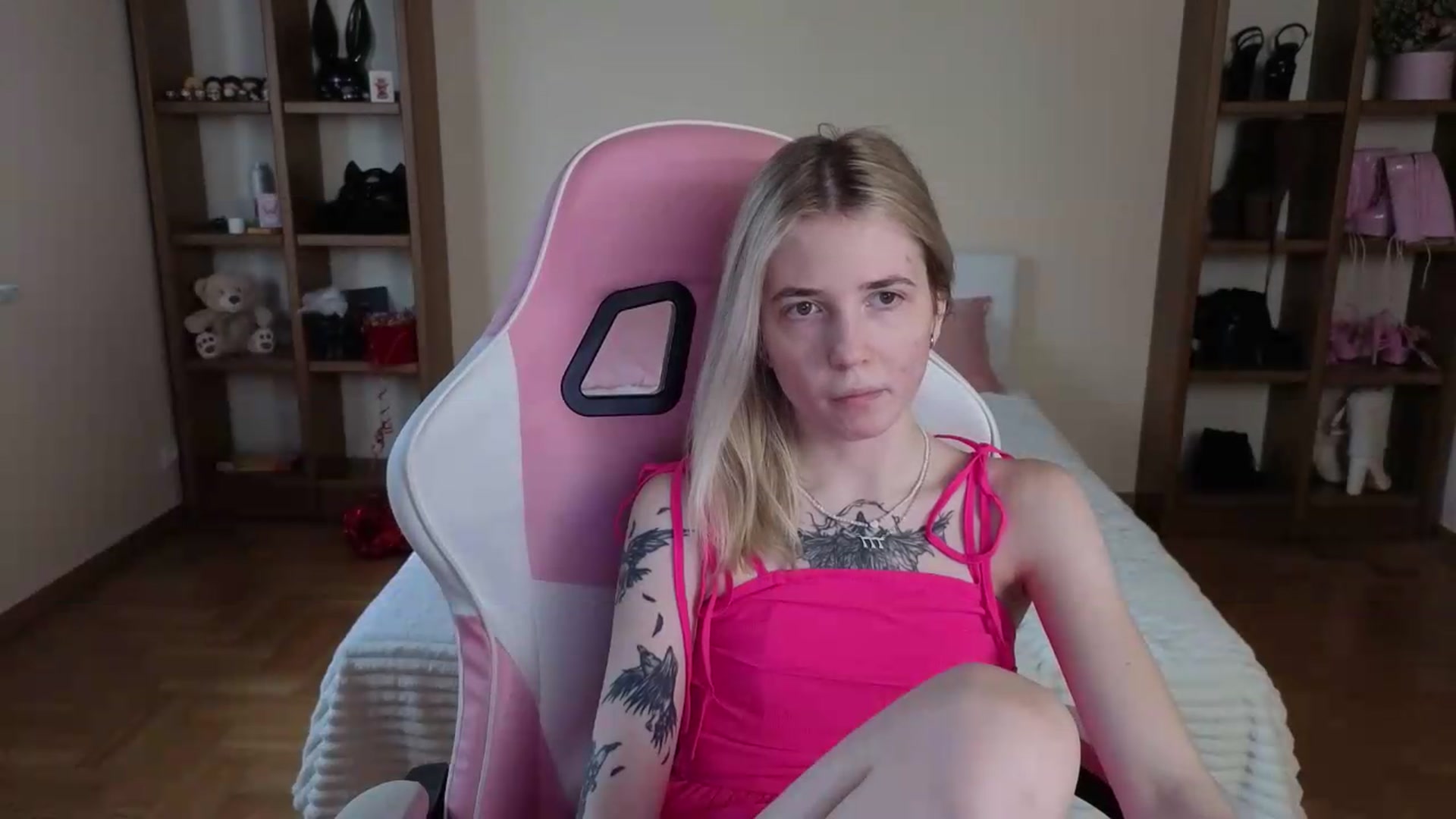 Gallery image thumbnail from Serphelia's myfreecams stream on, 08/02/2026, 10:22 image 5 of 20