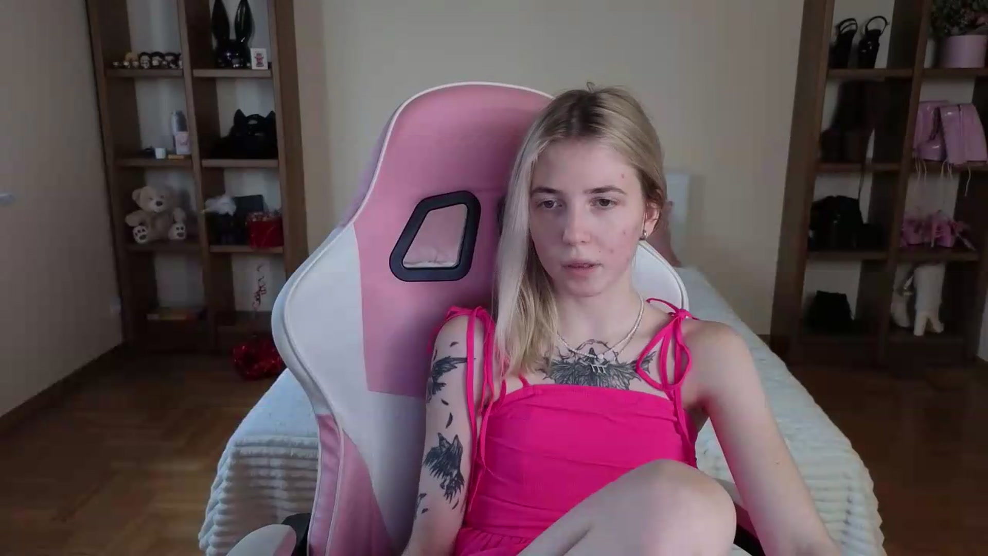 Gallery image thumbnail from Serphelia's myfreecams stream on, 08/02/2026, 10:22 image 7 of 20