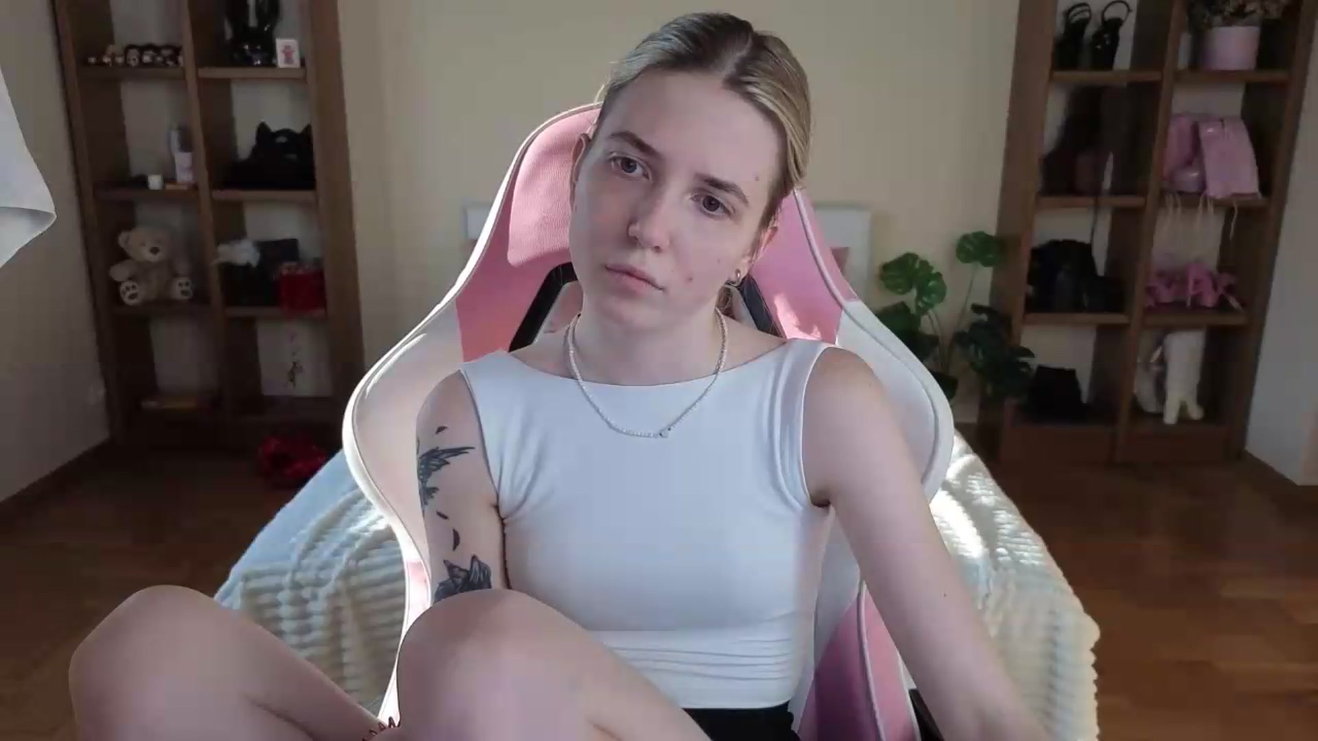 Gallery image thumbnail from Serphelia's myfreecams stream on, 08/03/2026, 17:55 image 2 of 20