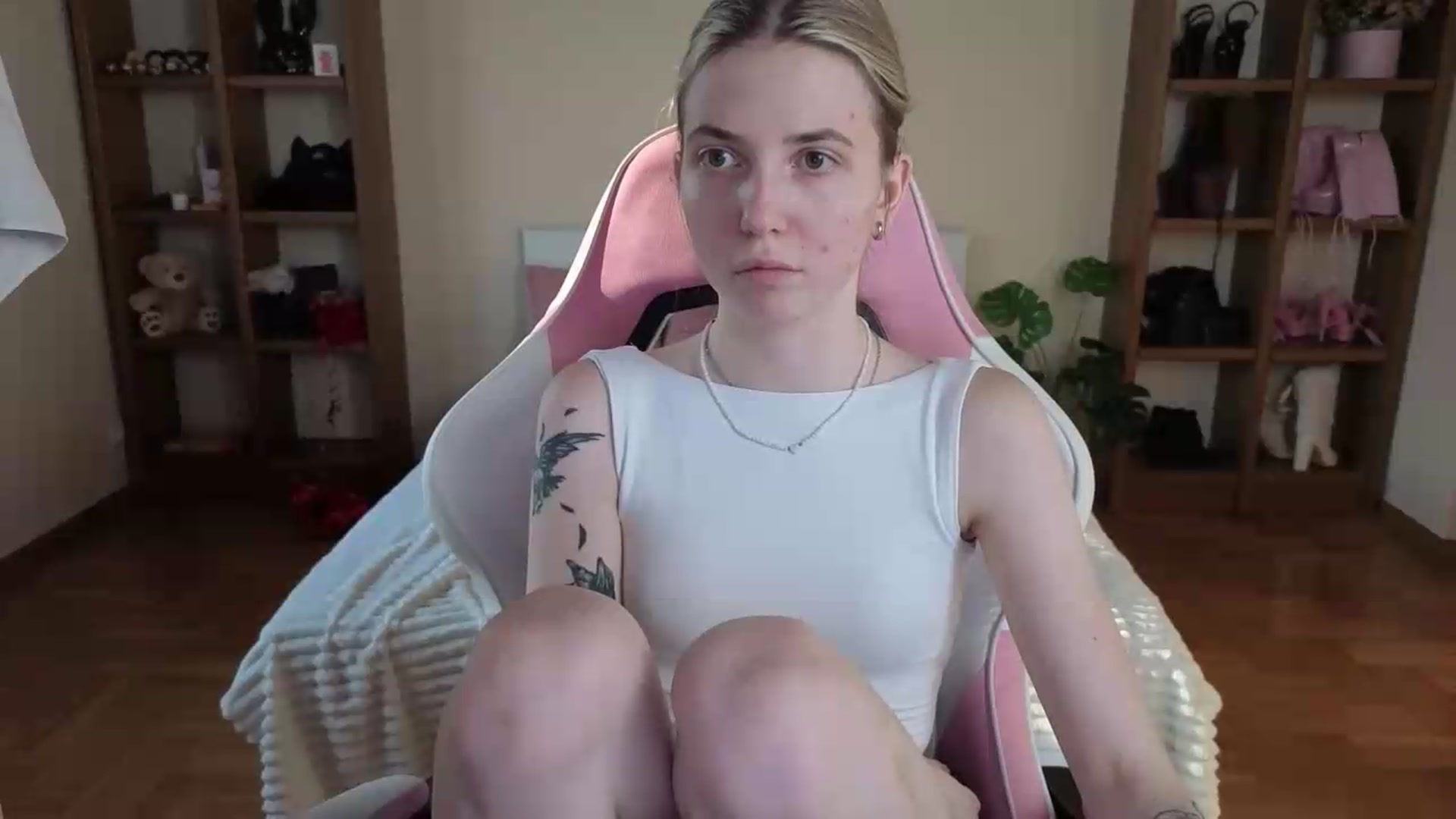 Gallery image thumbnail from Serphelia's myfreecams stream on, 08/03/2026, 17:55 image 7 of 20