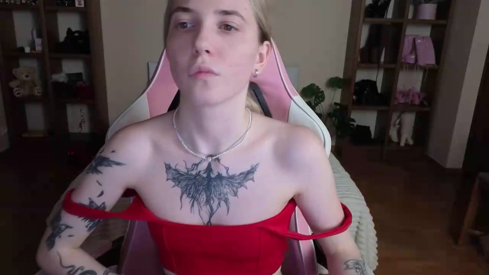 Gallery image thumbnail from Serphelia's myfreecams stream on, 08/06/2026, 19:33 image 9 of 20