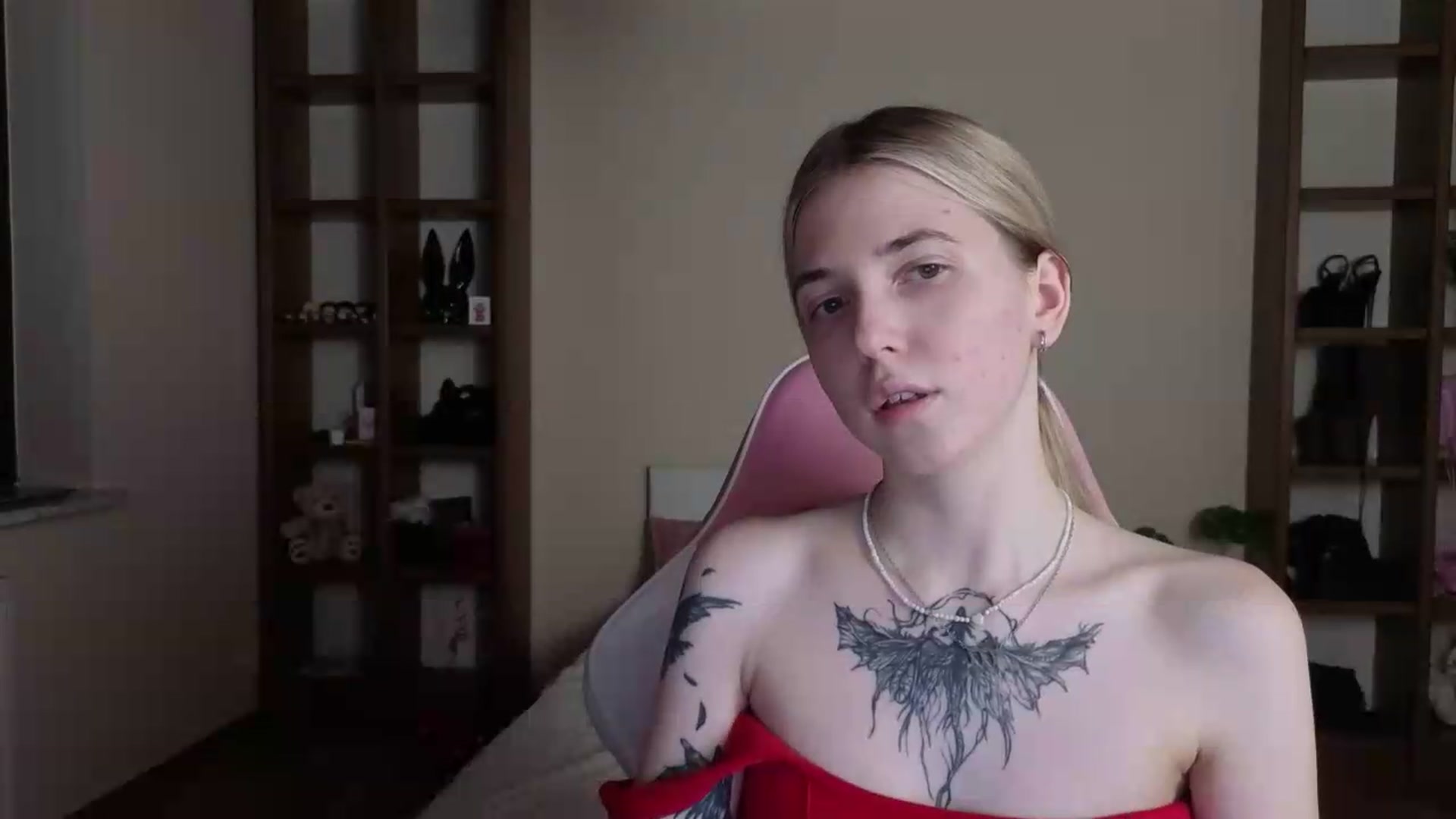 Gallery image thumbnail from Serphelia's myfreecams stream on, 08/06/2026, 19:33 image 14 of 20
