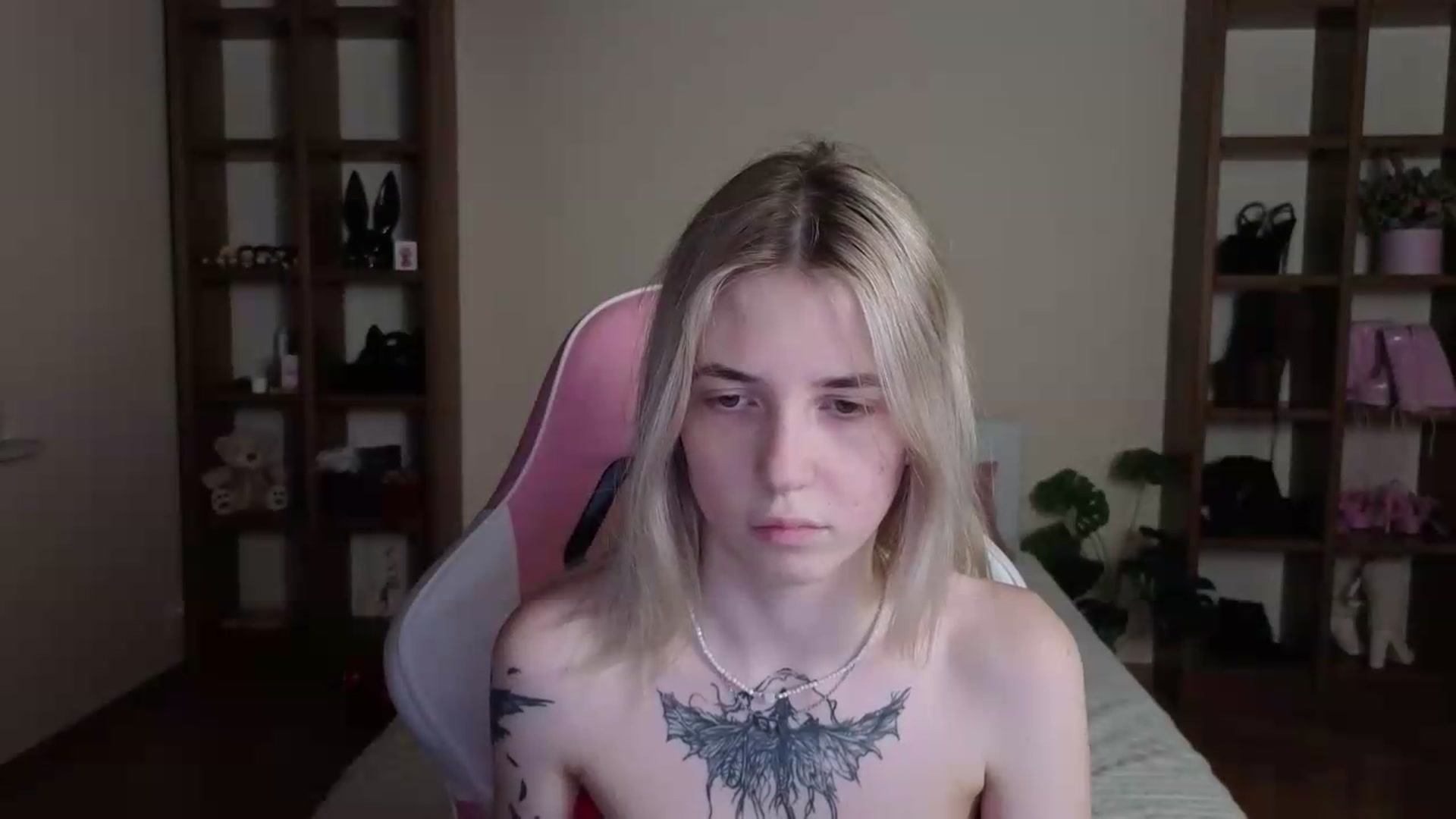 Gallery image thumbnail from Serphelia's myfreecams stream on, 08/06/2026, 19:33 image 16 of 20