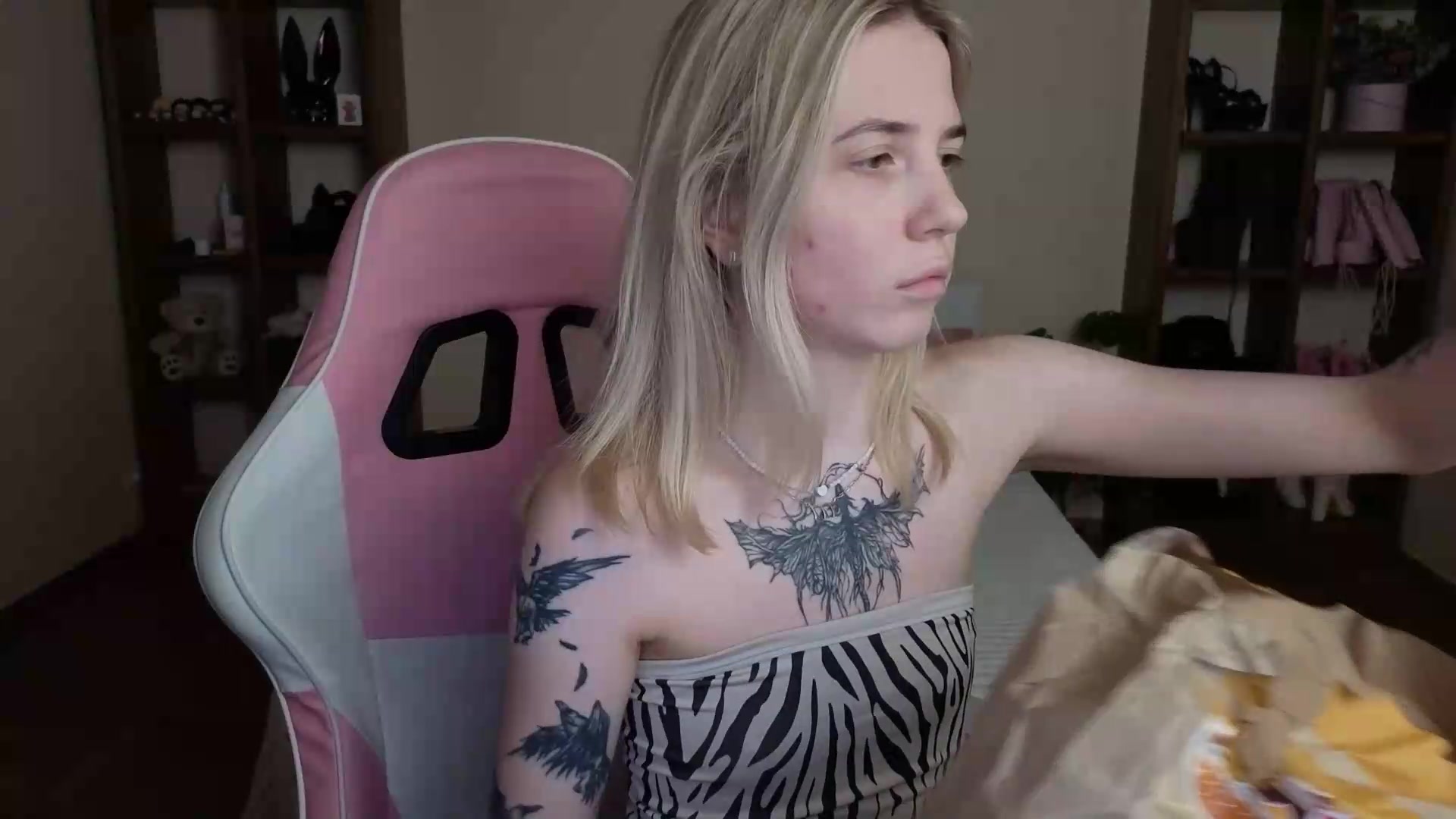Gallery image thumbnail from Serphelia's myfreecams stream on, 08/10/2026, 19:22 image 12 of 20