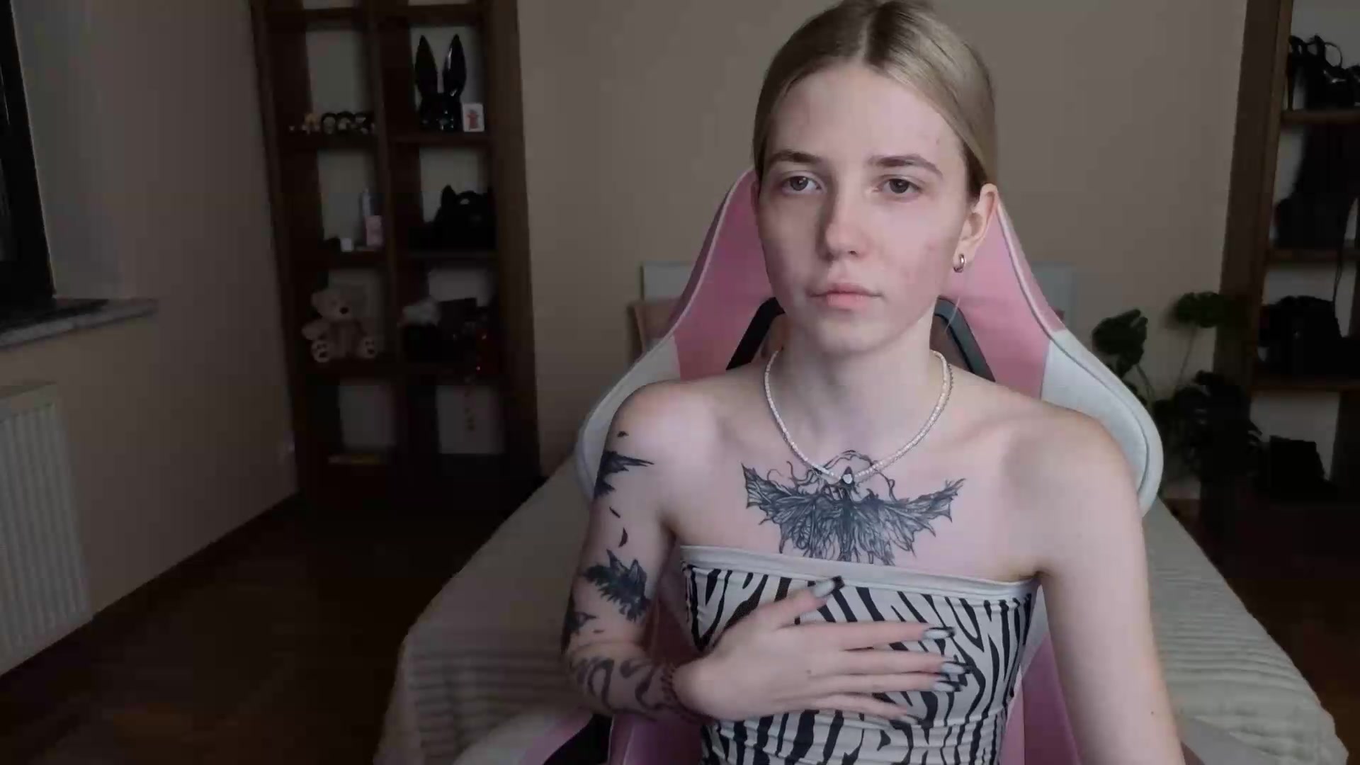 Gallery image thumbnail from Serphelia's myfreecams stream on, 08/10/2026, 19:22 image 20 of 20