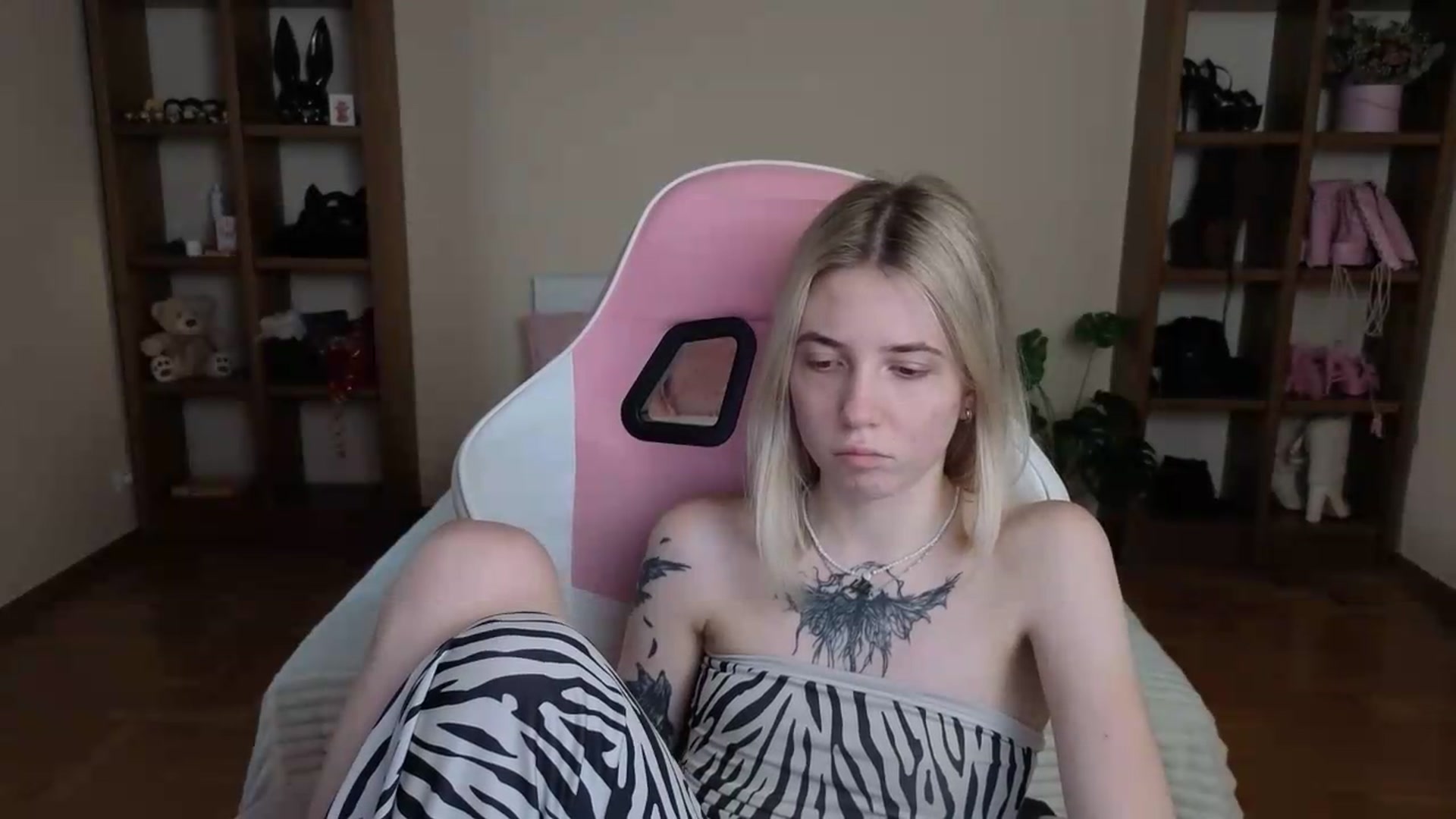 Gallery image thumbnail from Serphelia's myfreecams stream on, 08/10/2026, 19:22 image 7 of 20
