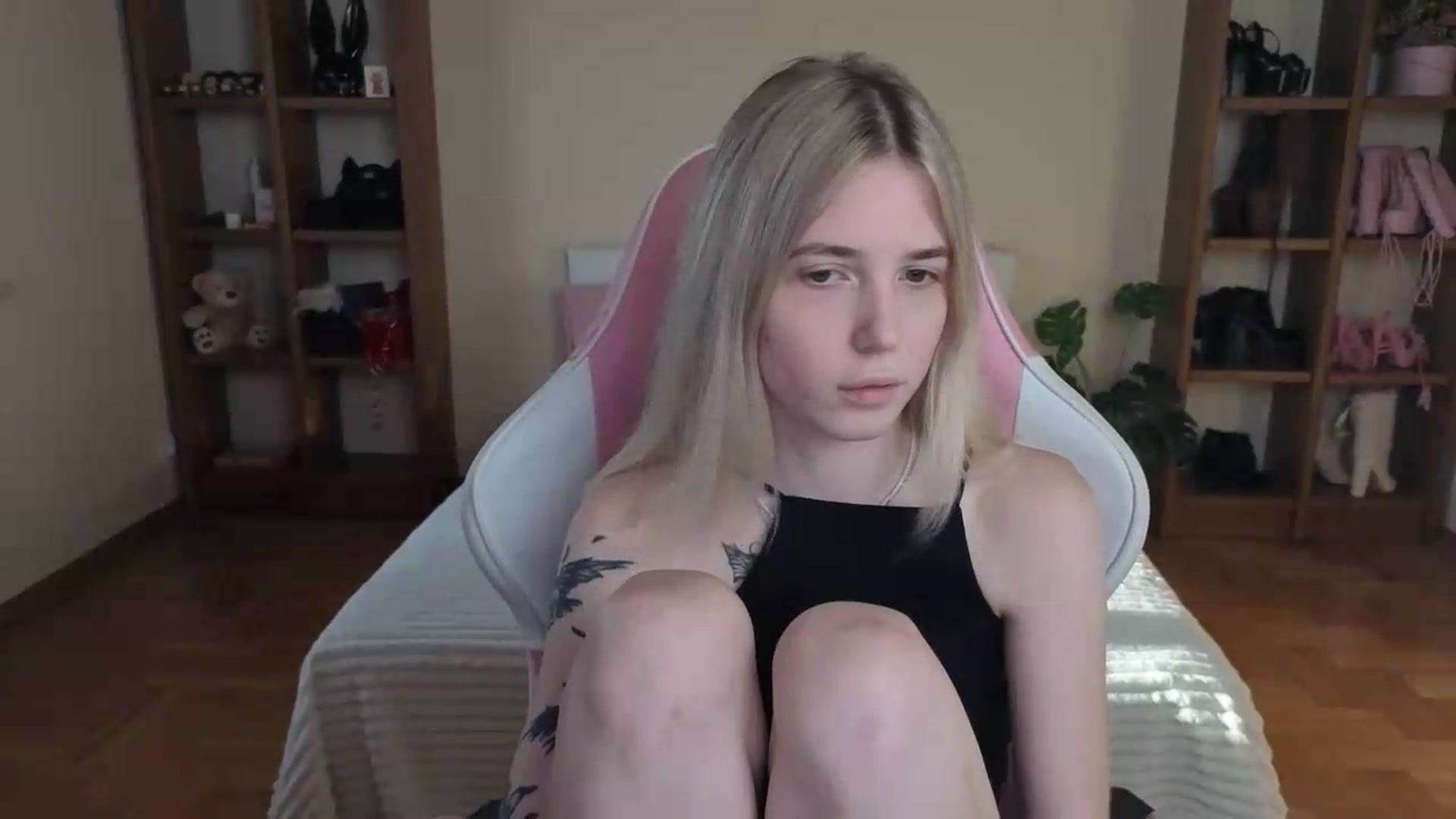 Gallery image thumbnail from Serphelia's myfreecams stream on, 08/11/2026, 17:25 image 10 of 20