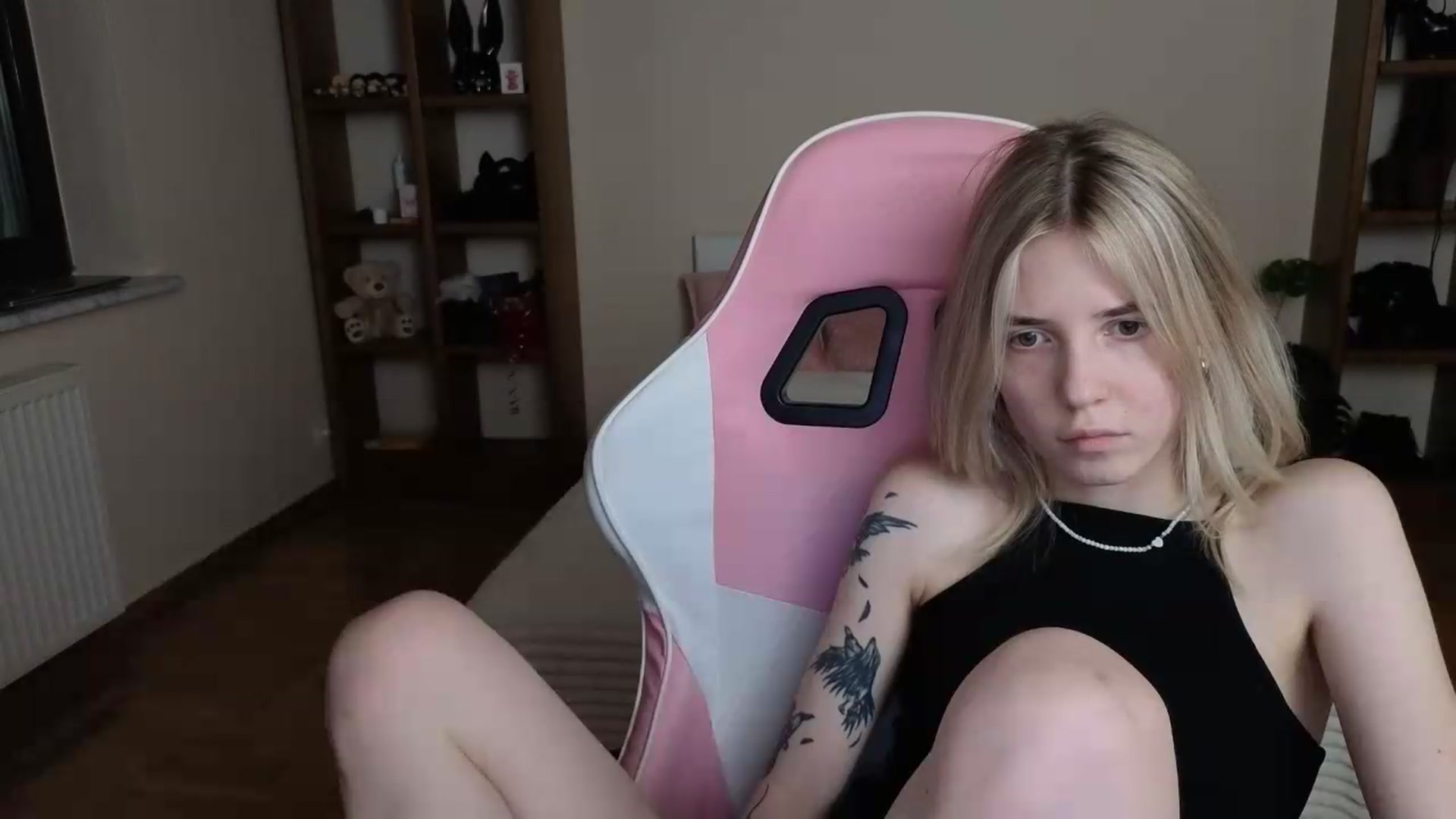 Gallery image thumbnail from Serphelia's myfreecams stream on, 08/11/2026, 19:43 image 19 of 20