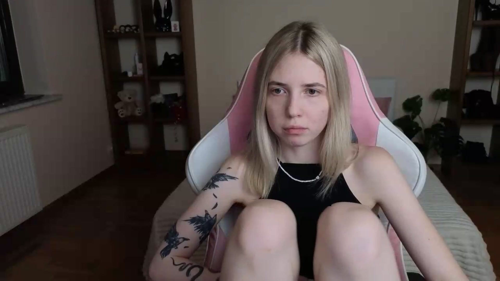 Gallery image thumbnail from Serphelia's myfreecams stream on, 08/11/2026, 19:43 image 9 of 20