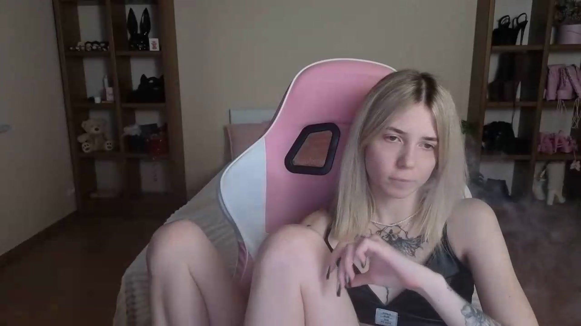Gallery image thumbnail from Serphelia's myfreecams stream on, 08/18/2026, 17:26 image 18 of 20