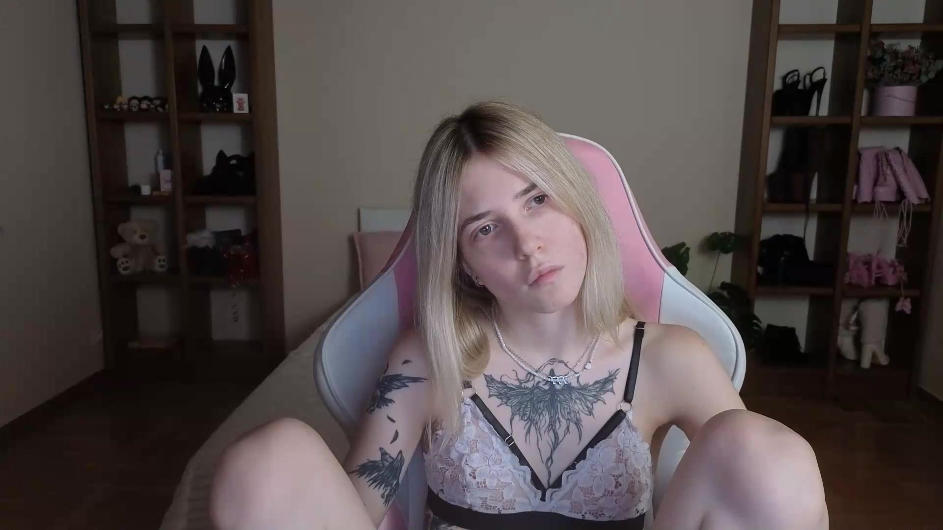 Gallery image thumbnail from Serphelia's myfreecams stream on, 08/20/2026, 17:37 image 19 of 20
