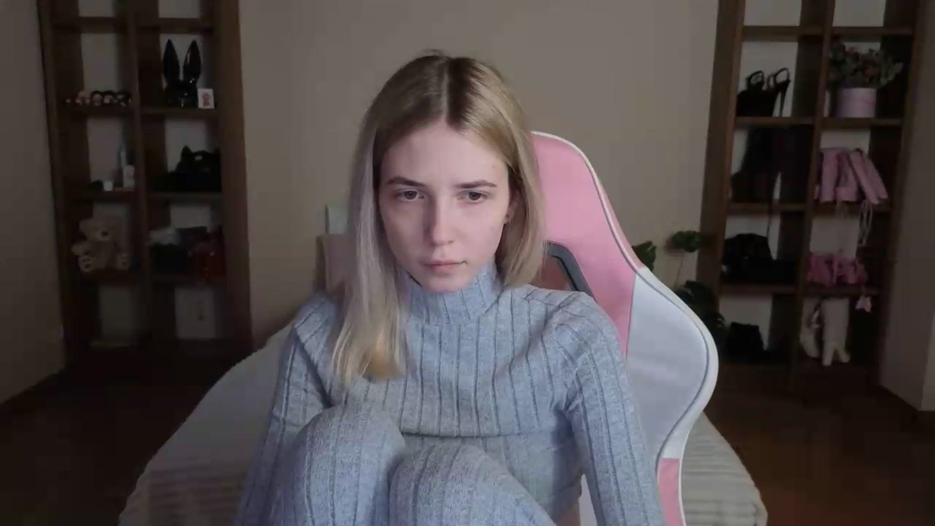 Gallery image thumbnail from Serphelia's myfreecams stream on, 08/22/2026, 17:36 image 12 of 20