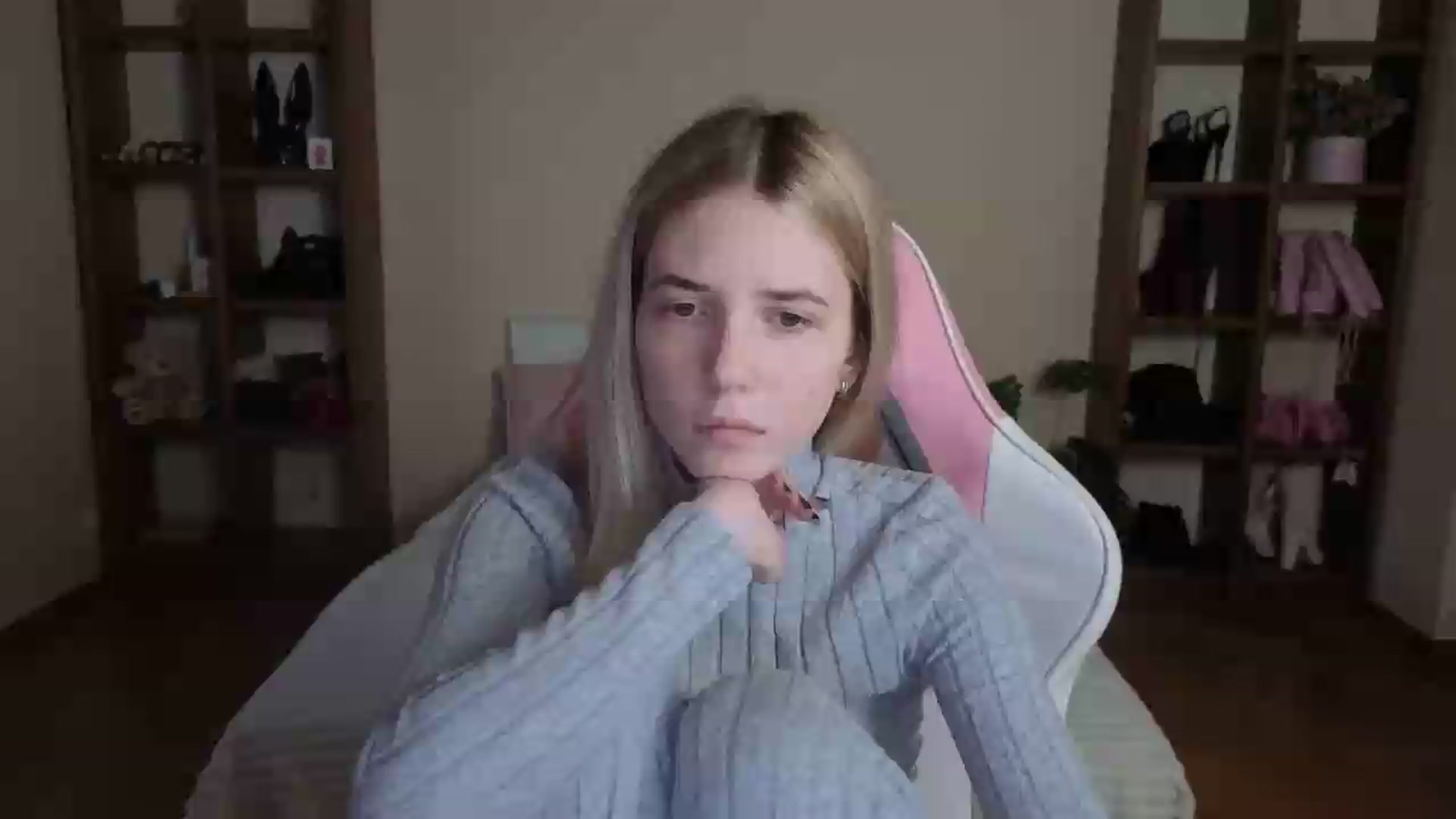 Gallery image thumbnail from Serphelia's myfreecams stream on, 08/22/2026, 17:36 image 7 of 20