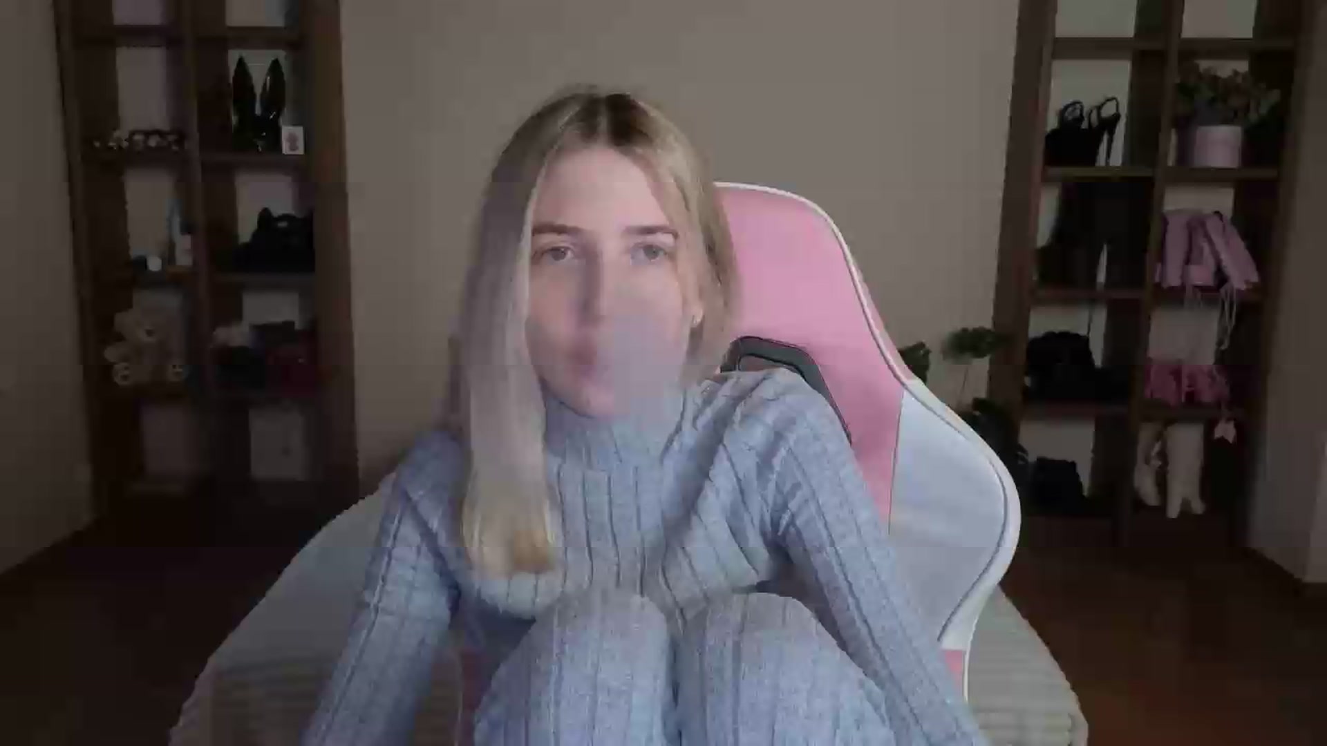 Gallery image thumbnail from Serphelia's myfreecams stream on, 08/22/2026, 17:36 image 1 of 20