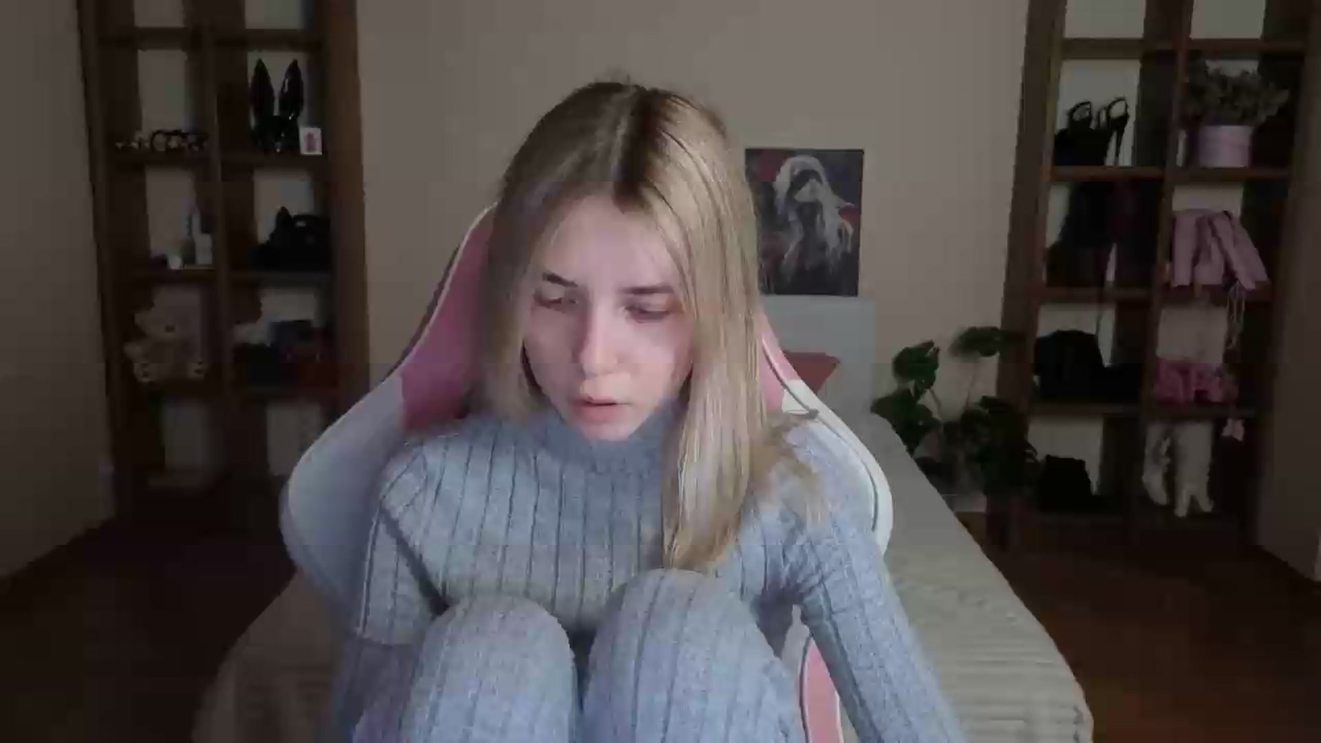 Gallery image thumbnail from Serphelia's myfreecams stream on, 08/22/2026, 19:28 image 1 of 20
