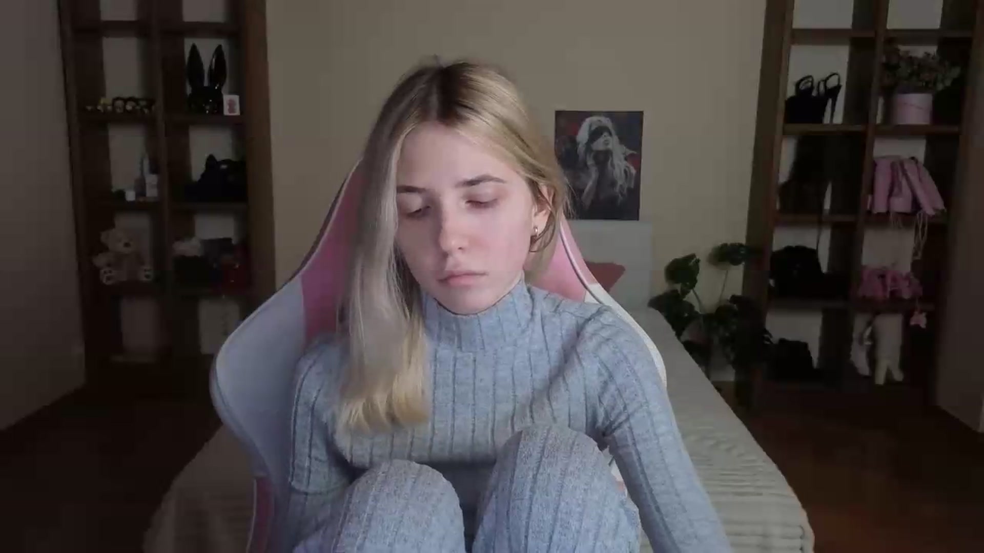 Gallery image thumbnail from Serphelia's myfreecams stream on, 08/22/2026, 19:28 image 2 of 20