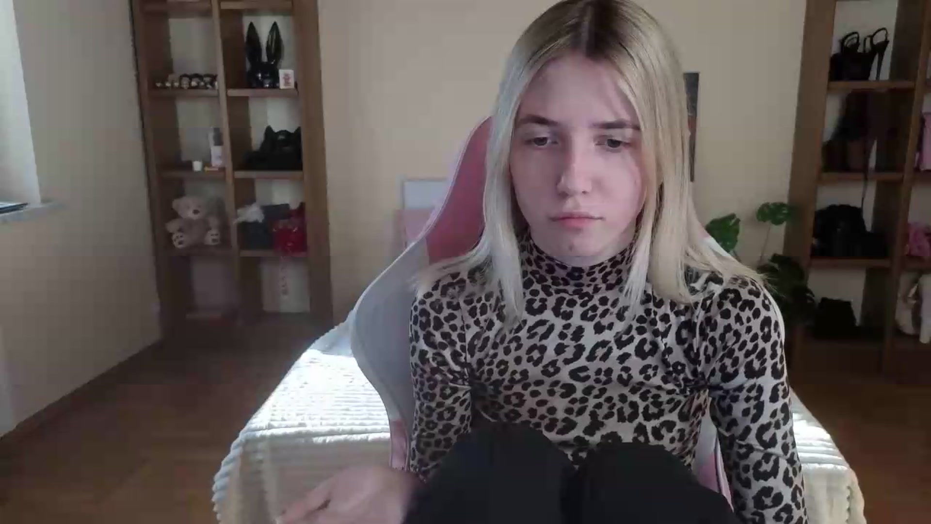 Gallery image thumbnail from Serphelia's myfreecams stream on, 08/23/2026, 15:50 image 15 of 20