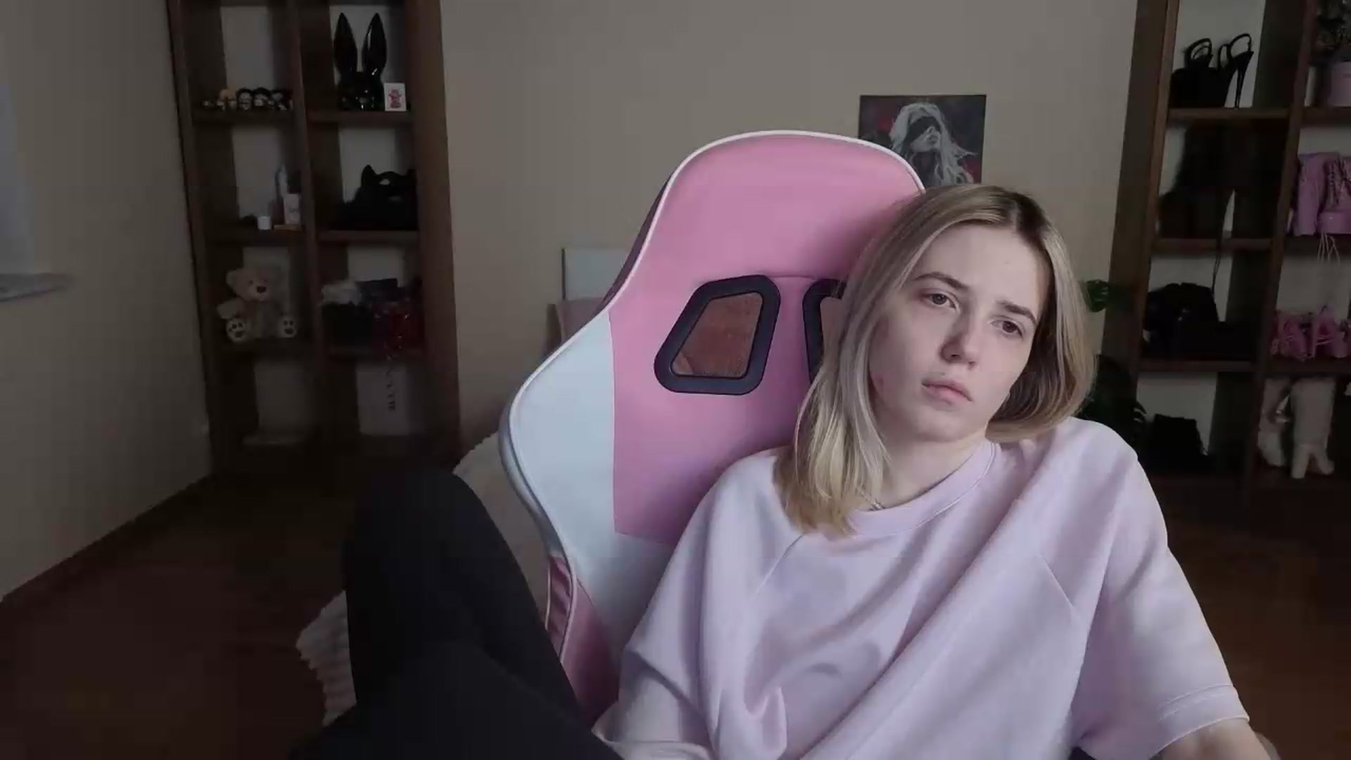 Gallery image thumbnail from Serphelia's myfreecams stream on, 08/27/2026, 17:33 image 10 of 20