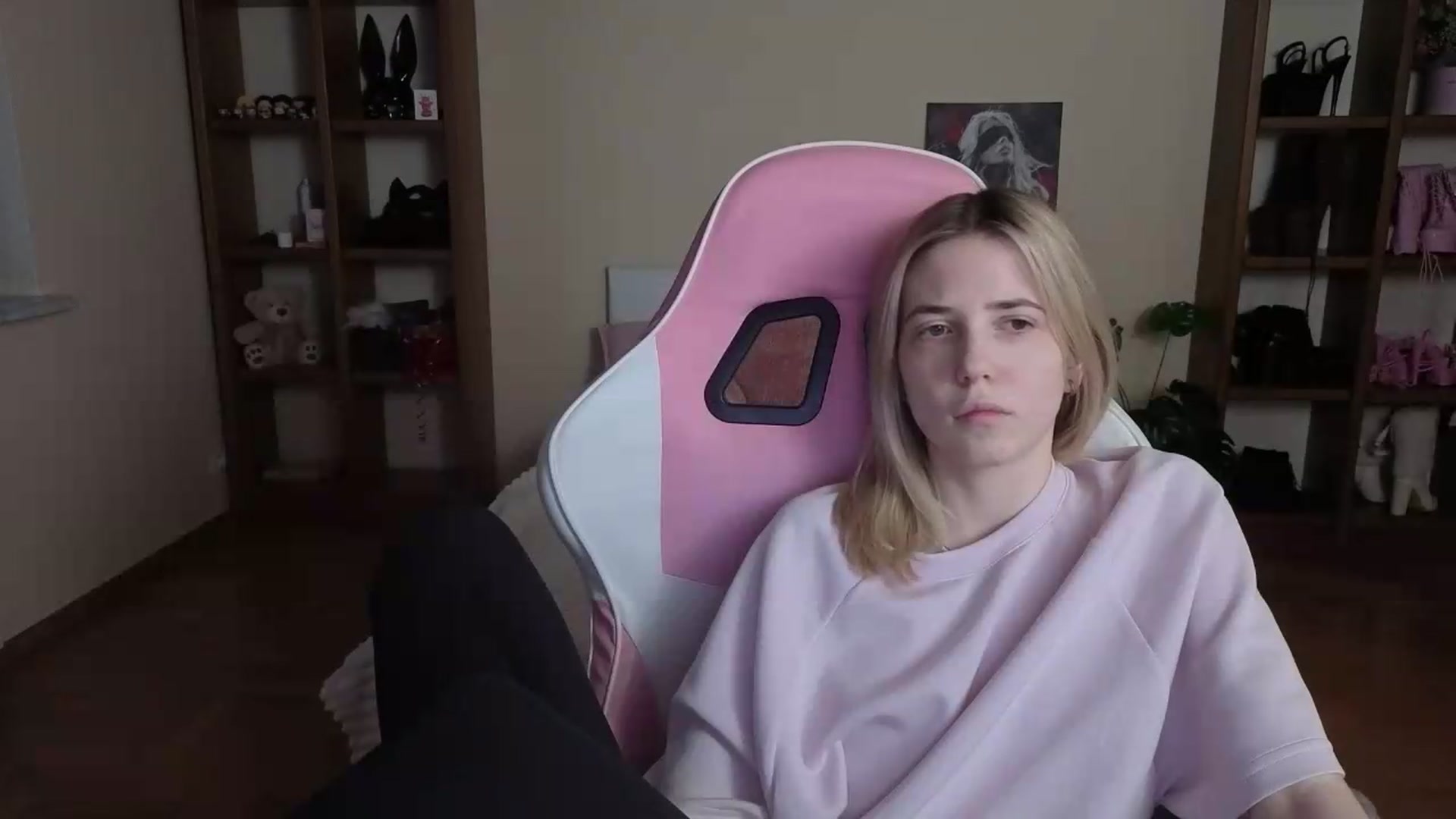 Gallery image thumbnail from Serphelia's myfreecams stream on, 08/27/2026, 17:33 image 9 of 20
