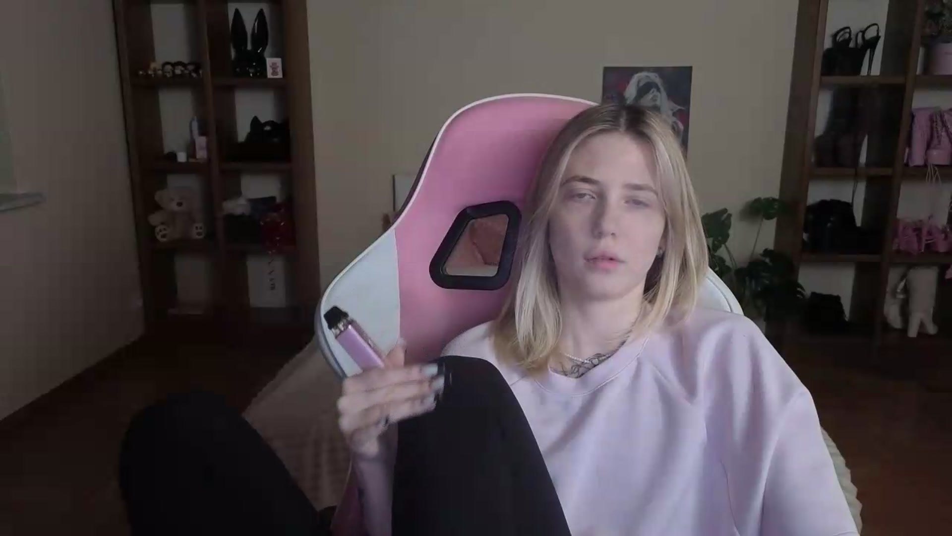 Gallery image thumbnail from Serphelia's myfreecams stream on, 08/27/2026, 19:36 image 2 of 20