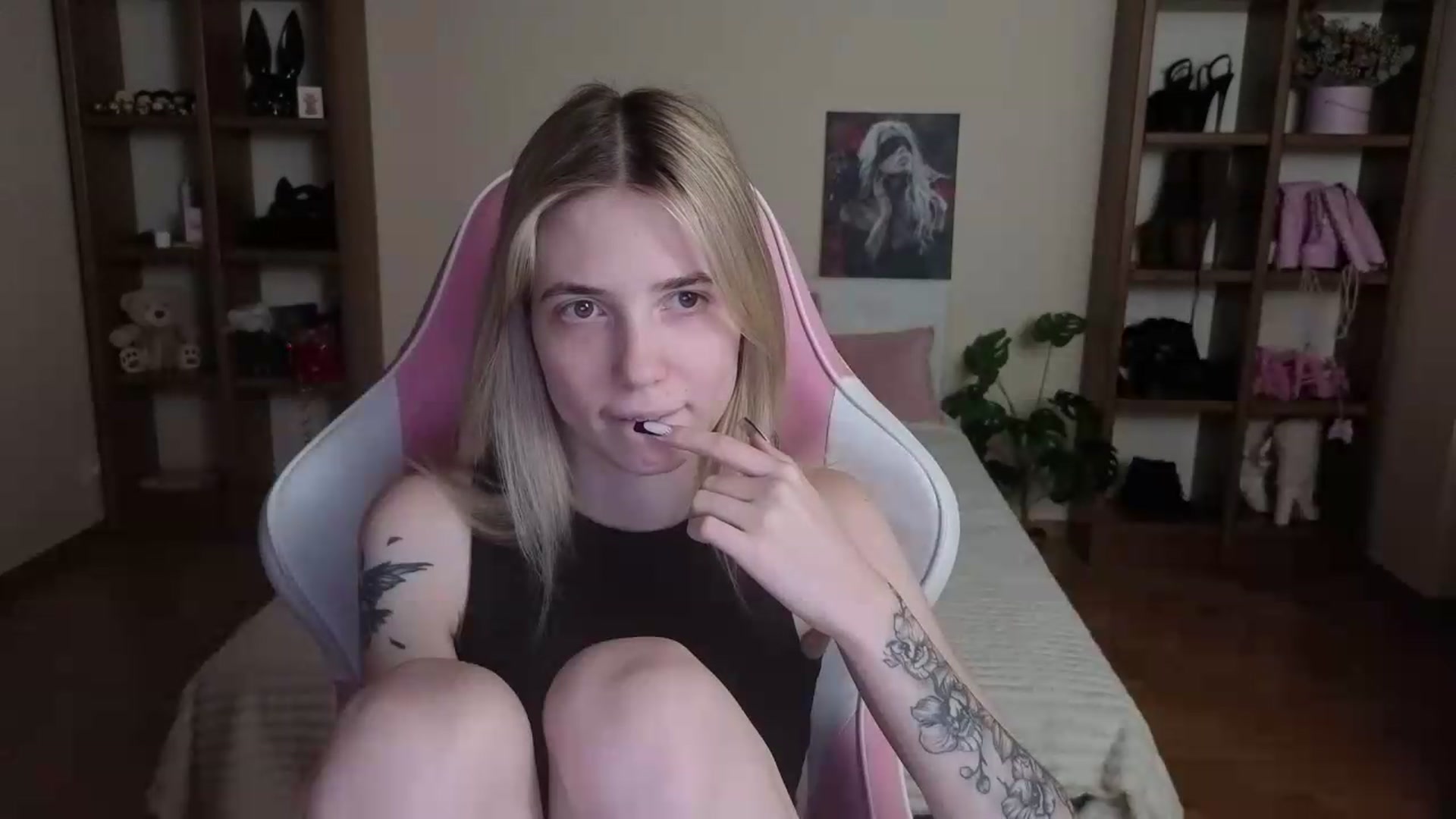 Gallery image thumbnail from Serphelia's myfreecams stream on, 08/29/2026, 18:18 image 12 of 20