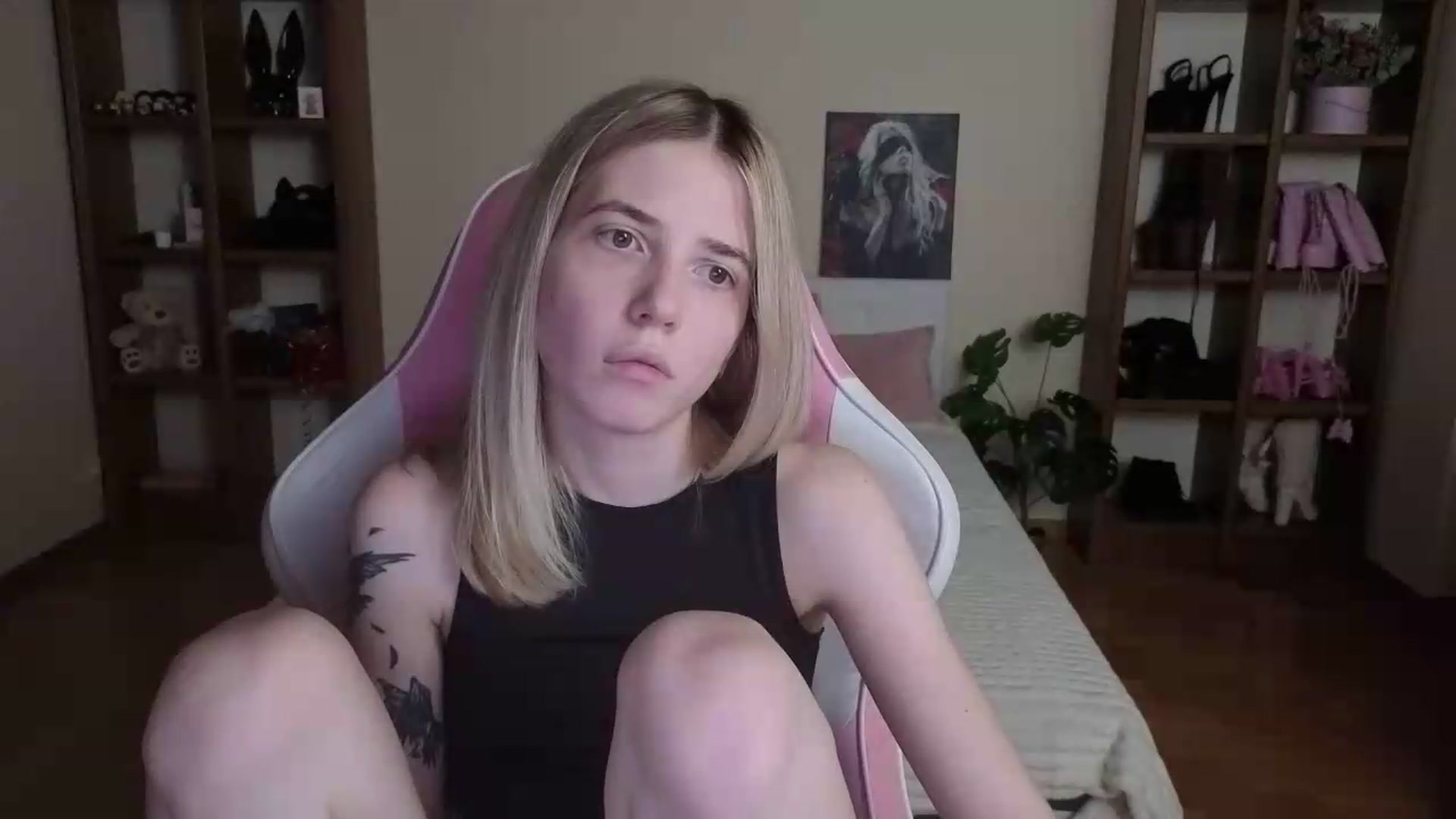 Gallery image thumbnail from Serphelia's myfreecams stream on, 08/29/2026, 18:18 image 5 of 20