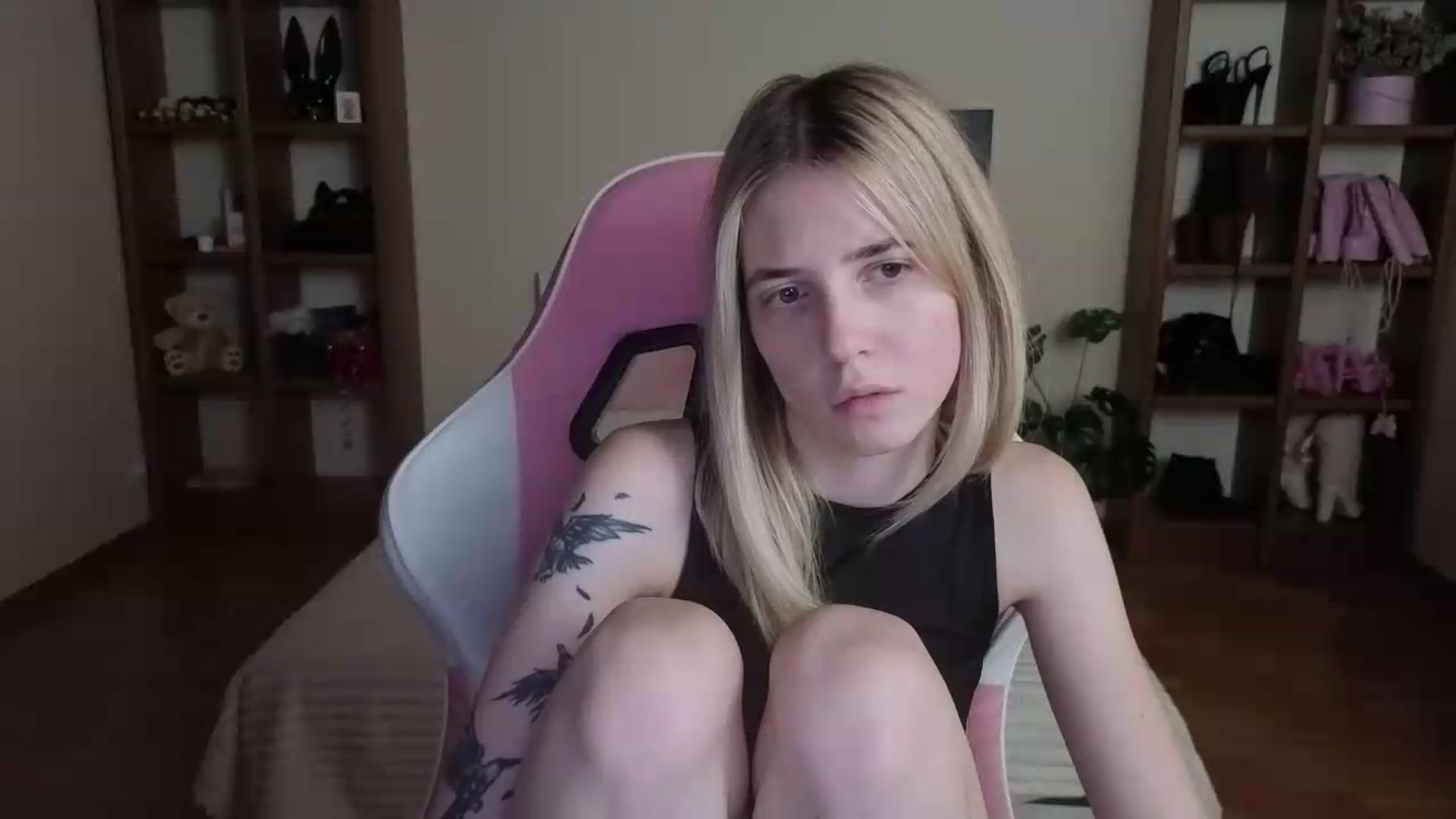 Gallery image thumbnail from Serphelia's myfreecams stream on, 08/29/2026, 19:56 image 9 of 20