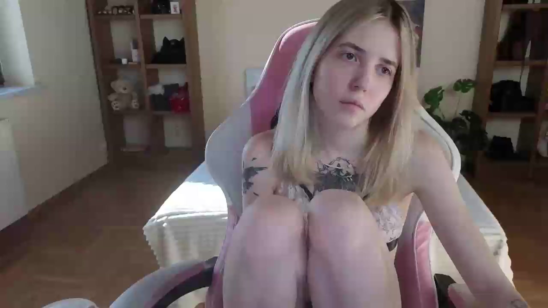 Gallery image thumbnail from Serphelia's myfreecams stream on, 08/30/2026, 15:27 image 18 of 20