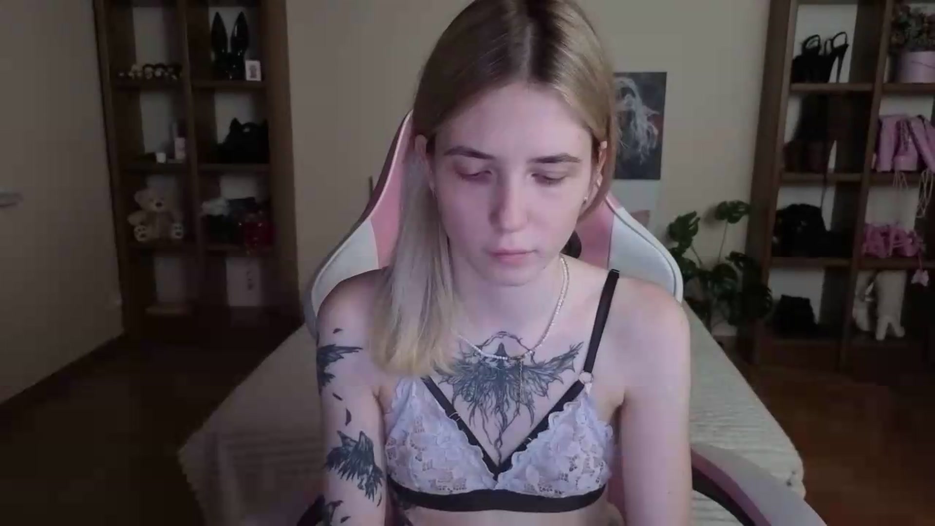 Gallery image thumbnail from Serphelia's myfreecams stream on, 08/30/2026, 20:24 image 19 of 20