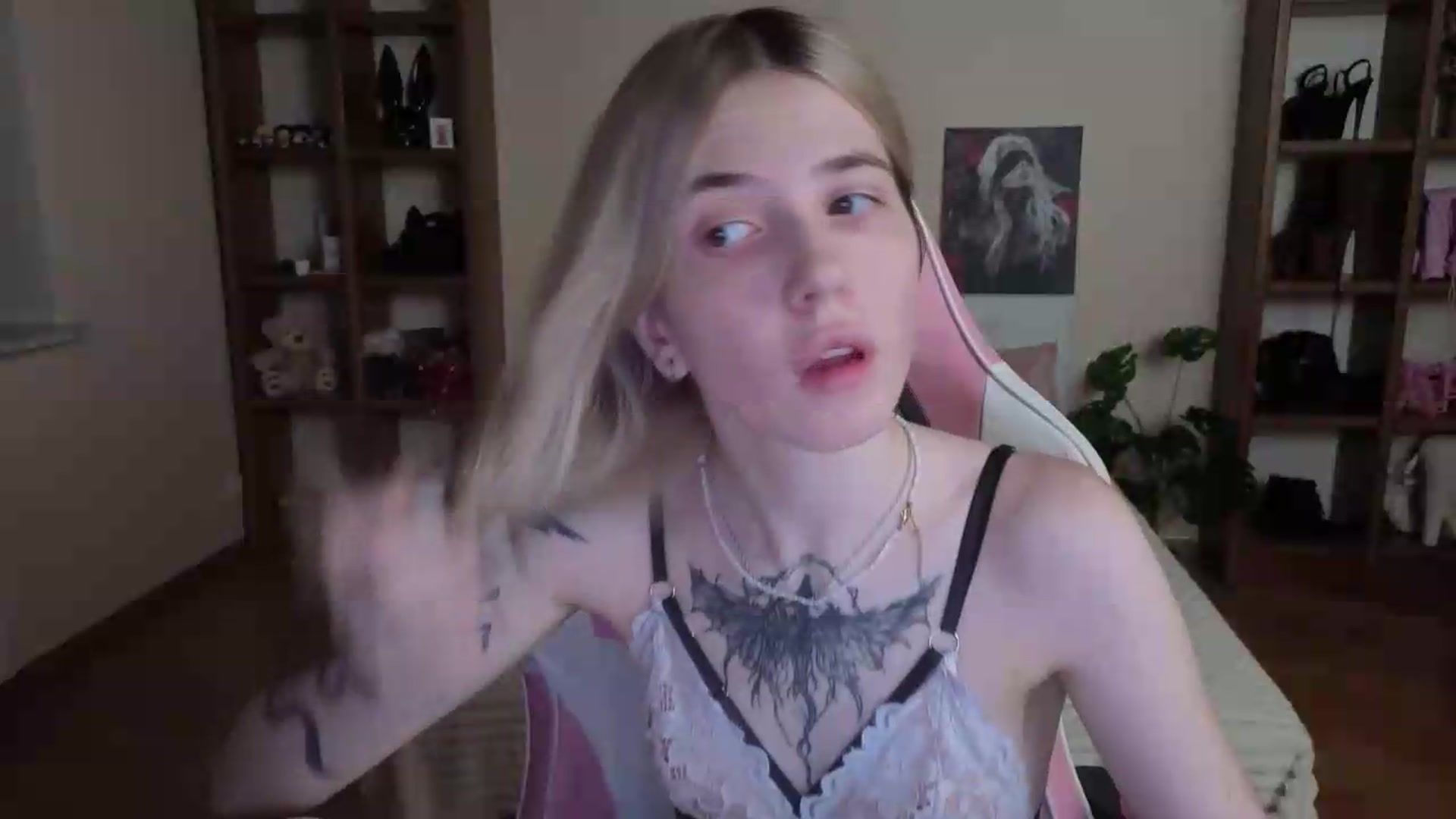 Gallery image thumbnail from Serphelia's myfreecams stream on, 08/30/2026, 20:24 image 2 of 20
