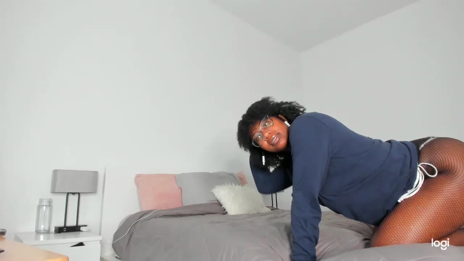 Gallery image thumbnail from Seven's myfreecams stream on, 12/07/2022, 22:48 image 14 of 20