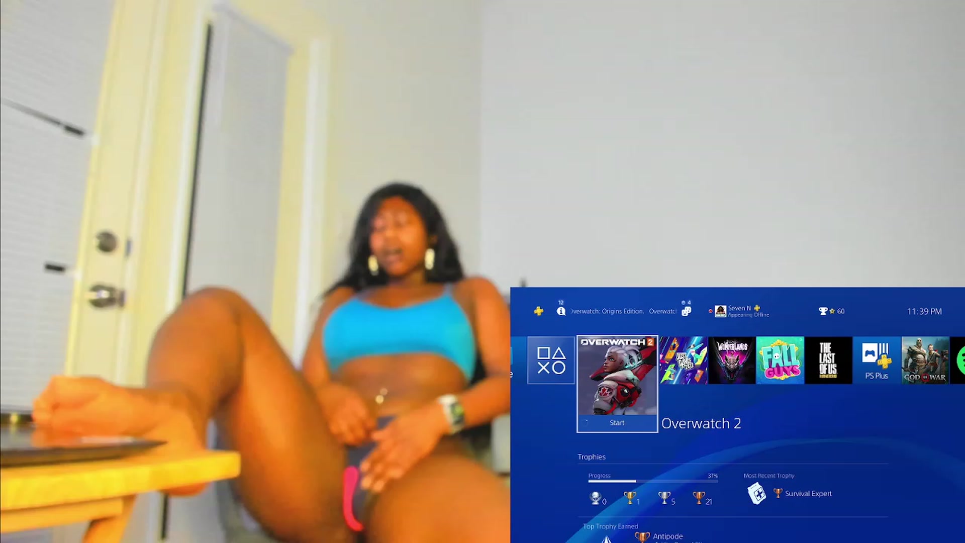 Gallery image thumbnail from Seven's myfreecams stream on, 01/13/2023, 05:23 image 16 of 20