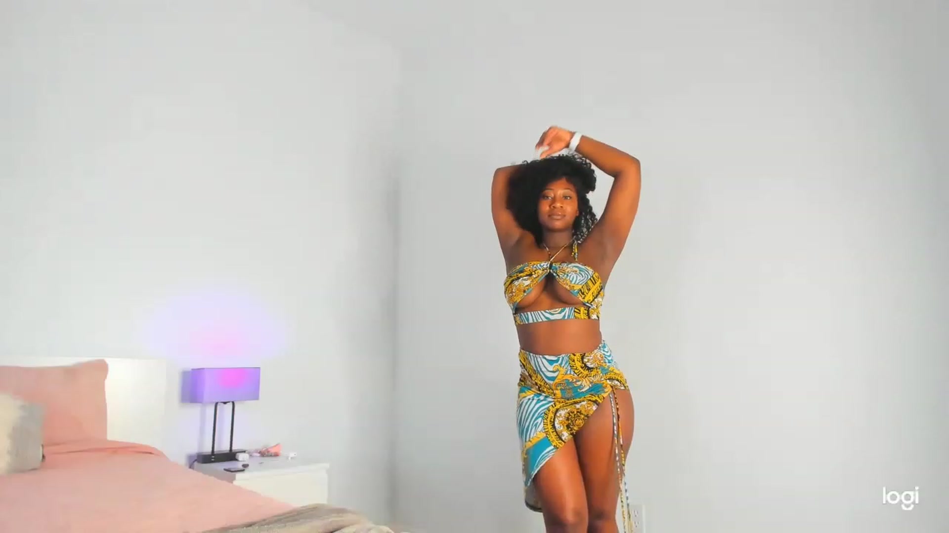 Gallery image thumbnail from Seven's myfreecams stream on, 01/17/2023, 20:40 image 19 of 20