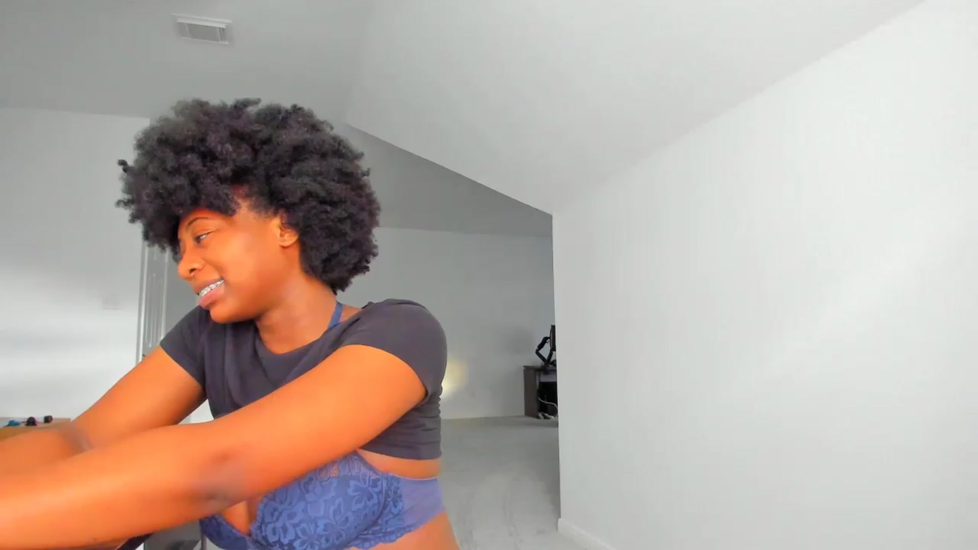 Gallery image thumbnail from Seven's myfreecams stream on, 02/06/2023, 23:25 image 1 of 20
