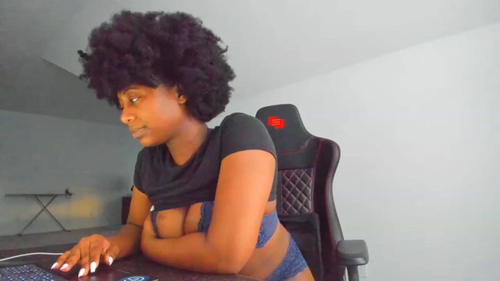 Gallery image thumbnail from Seven's myfreecams stream on, 02/07/2023, 24:12 image 1 of 20