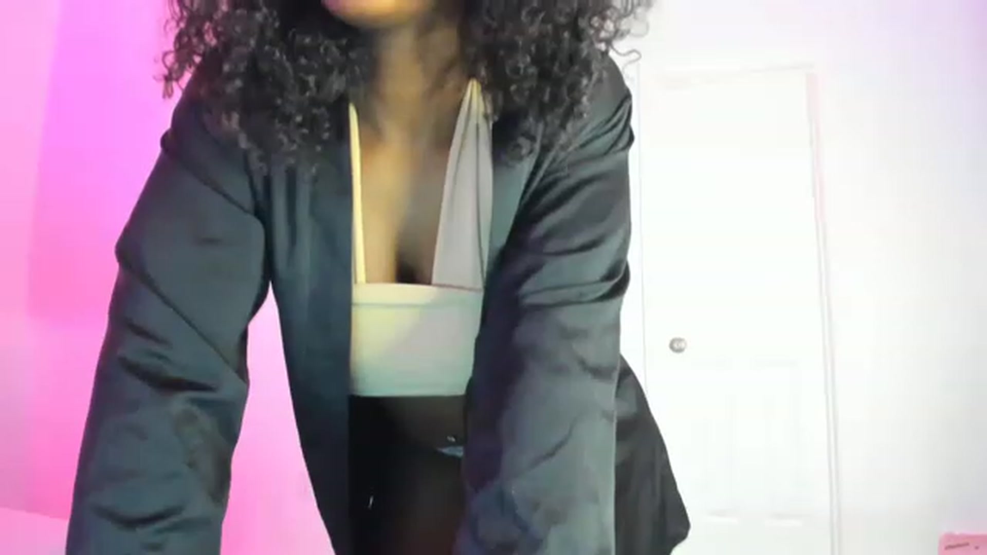 Gallery image thumbnail from Seven's myfreecams stream on, 03/31/2023, 14:04 image 17 of 20