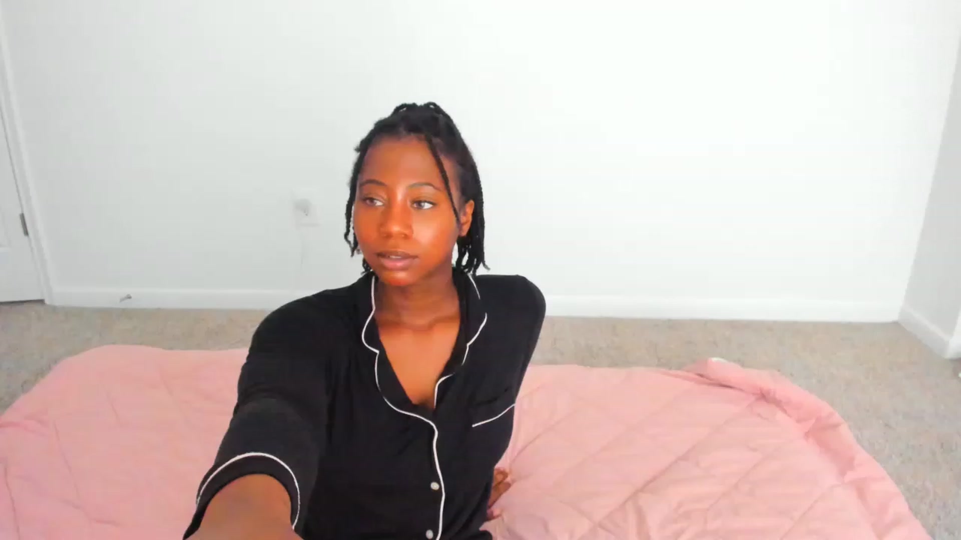 Gallery image thumbnail from Seven's myfreecams stream on, 06/23/2023, 02:16 image 15 of 20
