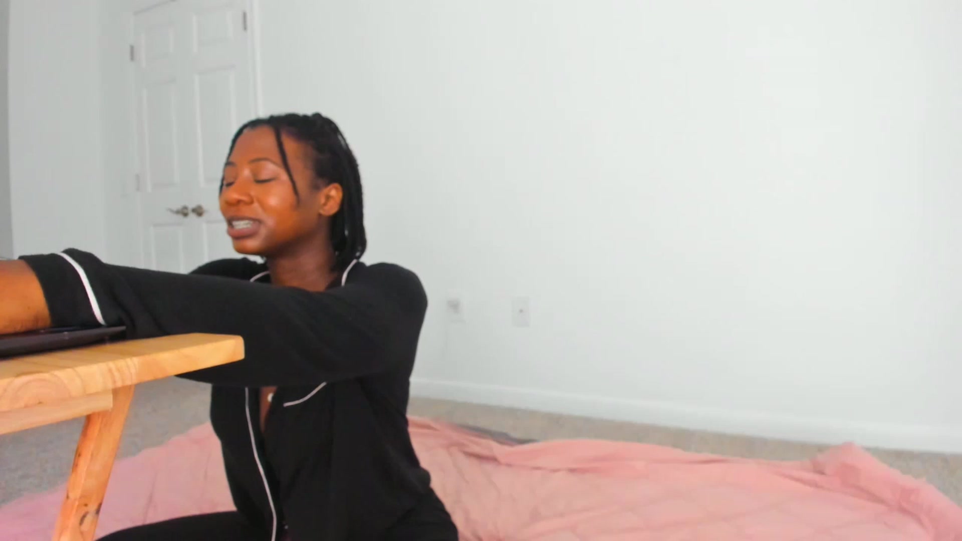 Gallery image thumbnail from Seven's myfreecams stream on, 06/23/2023, 03:38 image 15 of 20