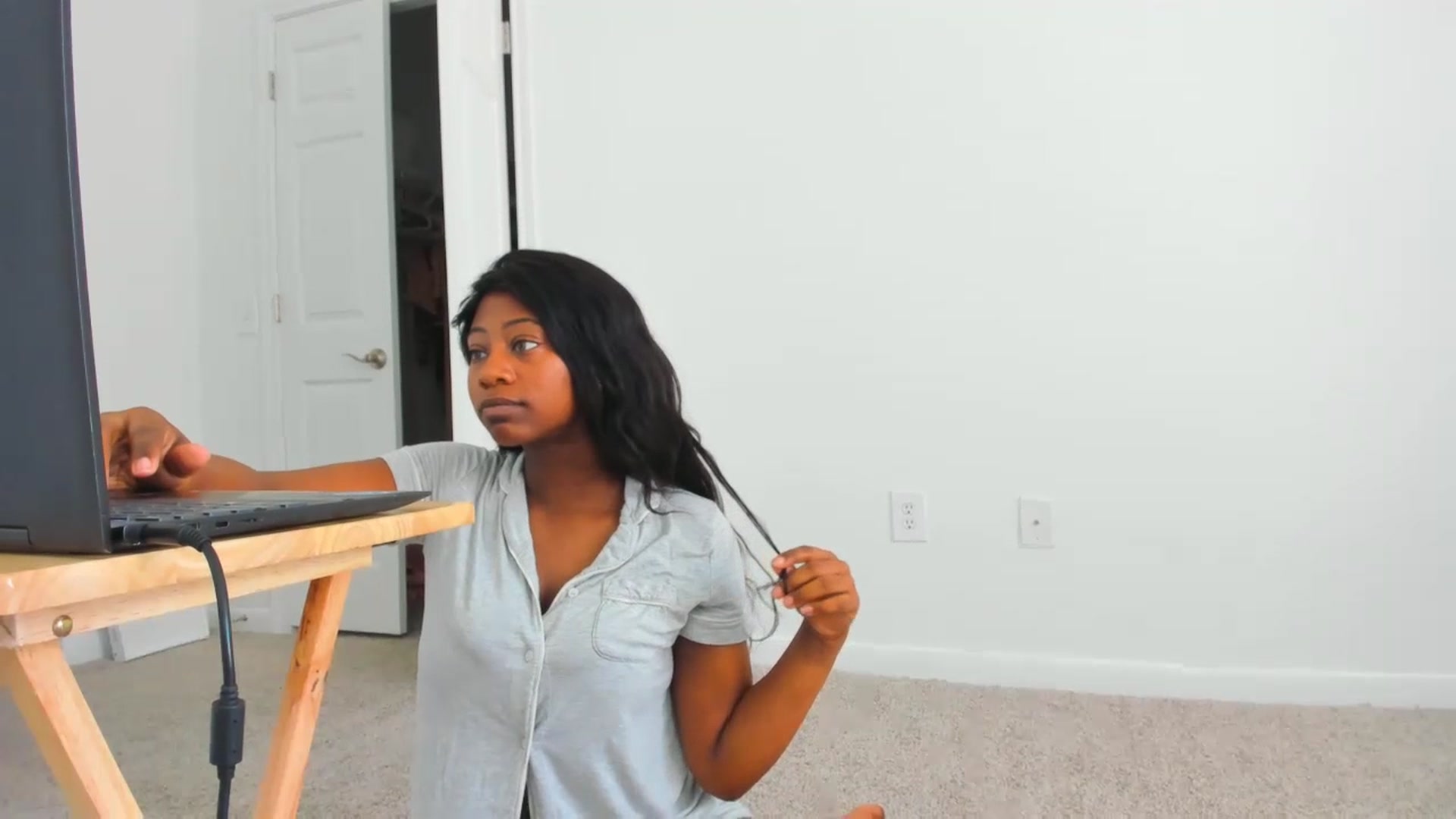 Gallery image thumbnail from Seven's myfreecams stream on, 07/21/2023, 15:14 image 7 of 20